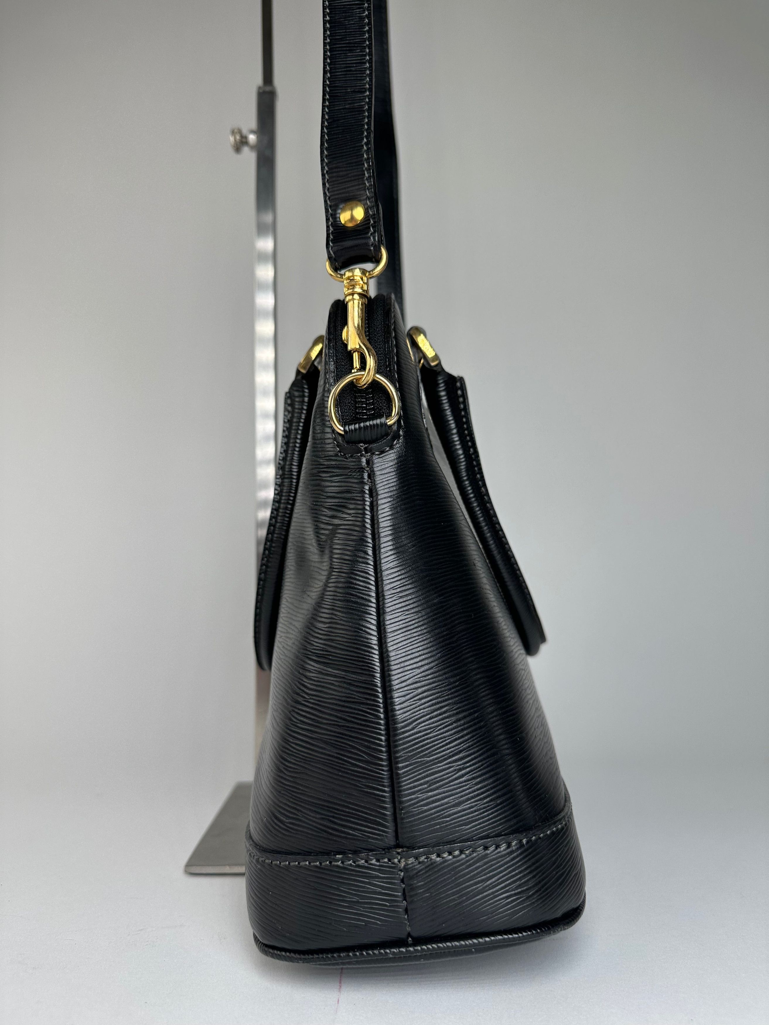 Courreges Vintage 2Way Riffeled Leather Handbag Black Size ONE SIZE - 7 Thumbnail