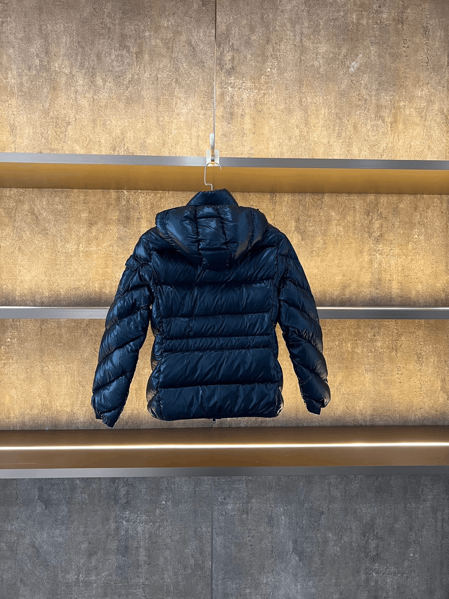 Moncler Moncler Down Down Jacket S Women Size S / US 4 / IT 40 - 2 Thumbnail