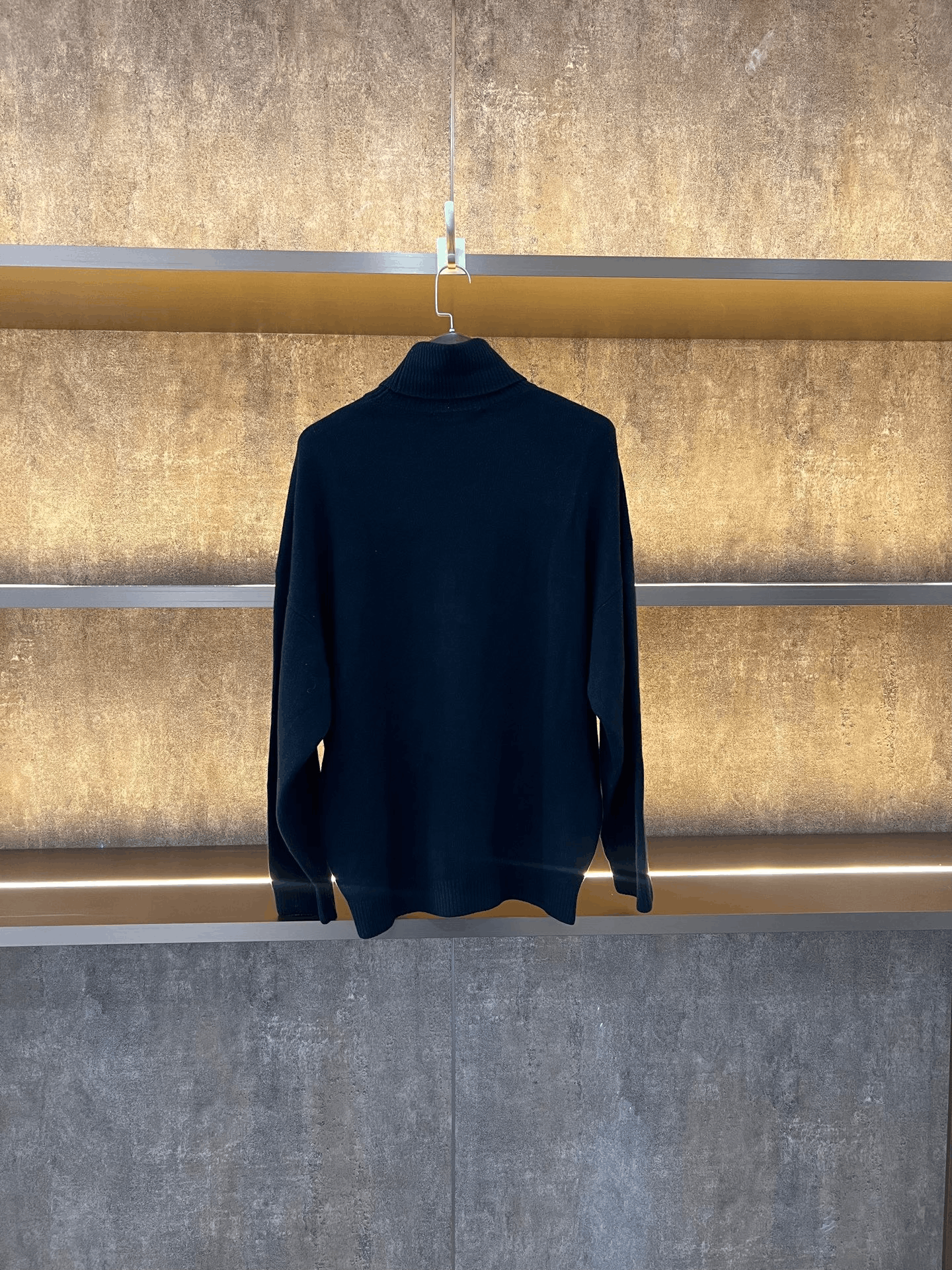 Balenciaga Balenciaga Knit Sweater S Women Size S / US 4 / IT 40 - 2 Thumbnail