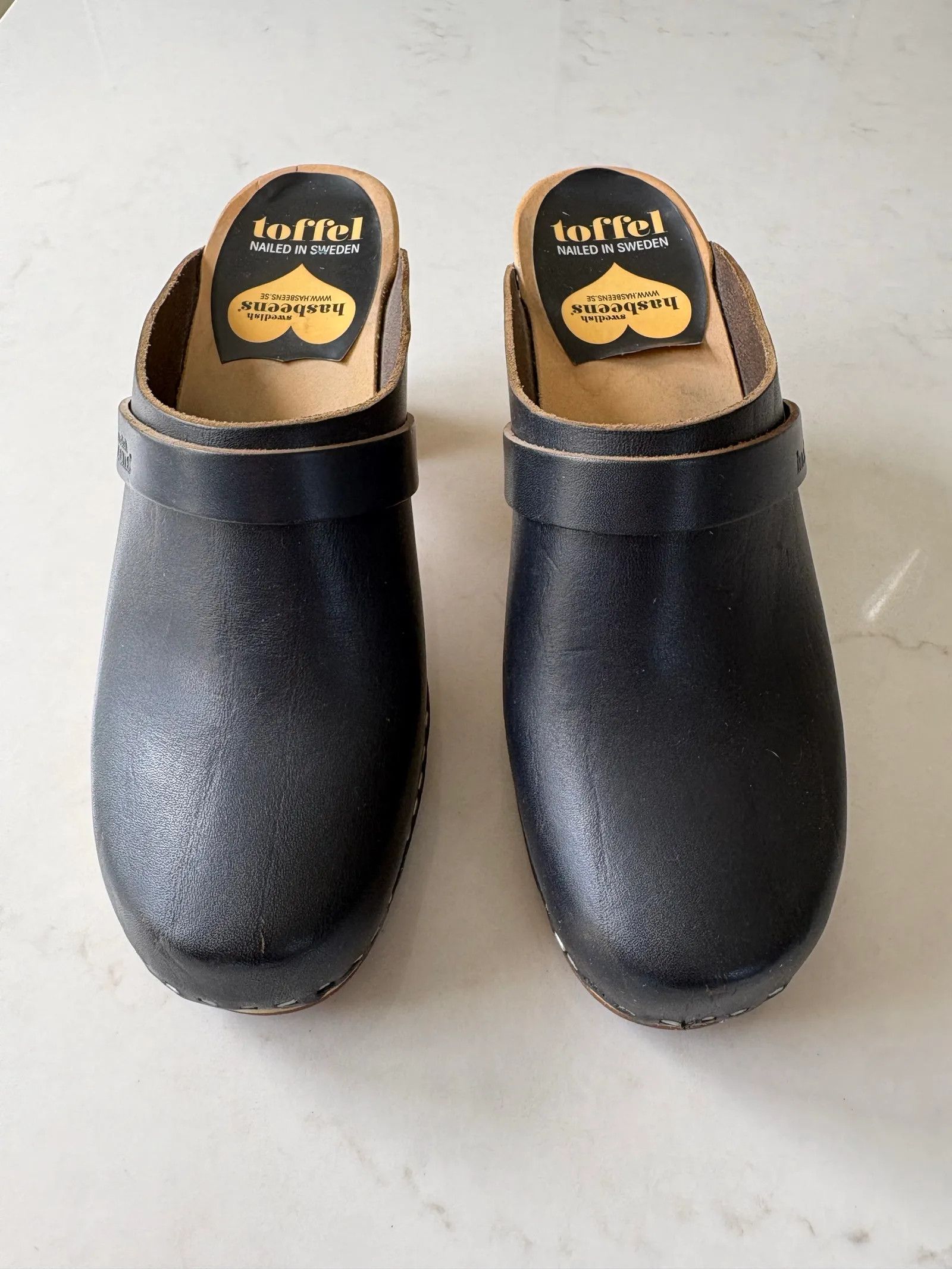 Swedish Hasbeens Swedish Hasbeens Slip in Classic Heels Size US 8 / IT 38 - 3 Thumbnail
