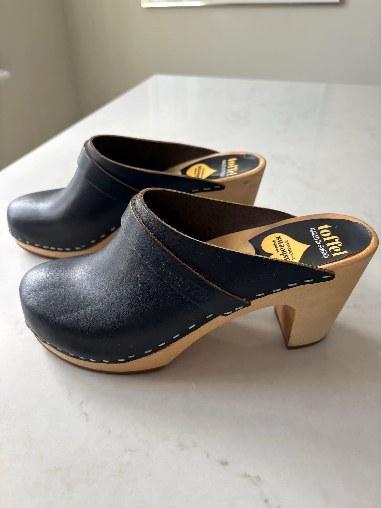 Swedish Hasbeens Swedish Hasbeens Slip in Classic Heels Size US 8 / IT 38 - 6 Thumbnail