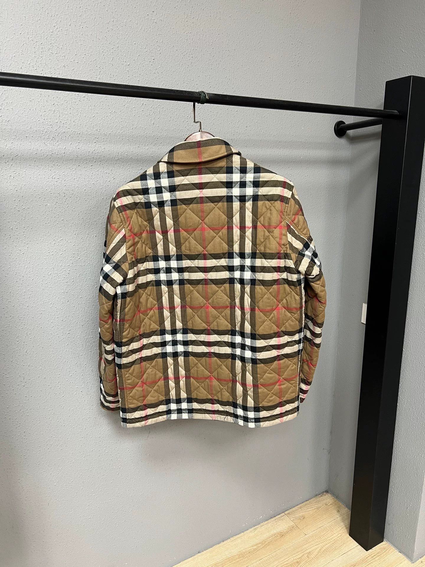 Burberry Burberry Plaid Cotton Down Jacket S Women Size S / US 4 / IT 40 - 2 Thumbnail