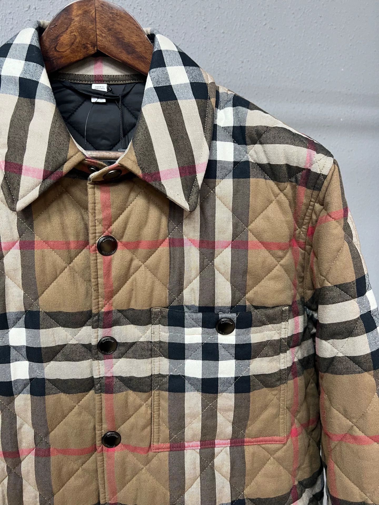 Burberry Burberry Plaid Cotton Down Jacket S Women Size S / US 4 / IT 40 - 3 Thumbnail