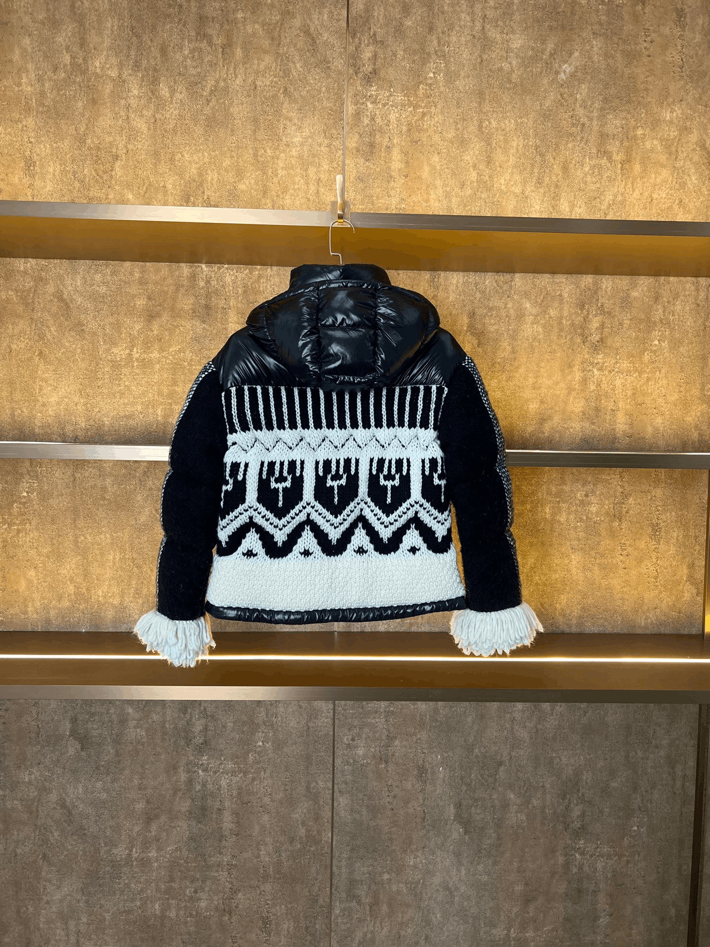 Moncler Moncler Down Down Jacket S Women Size S / US 4 / IT 40 - 2 Thumbnail