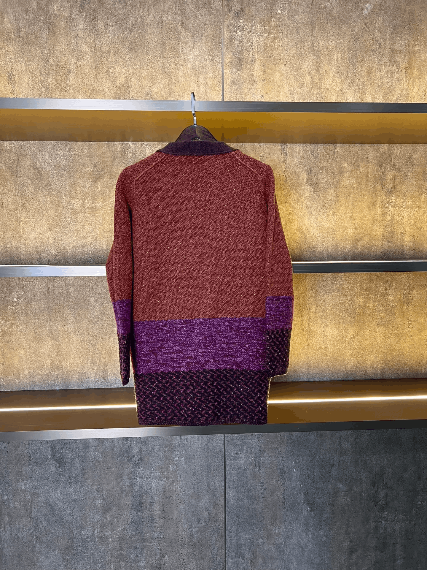Louis Vuitton Louis Vuitton Wool Multi Sweater l Men Size US L / EU 52-54 / 3 - 2 Thumbnail