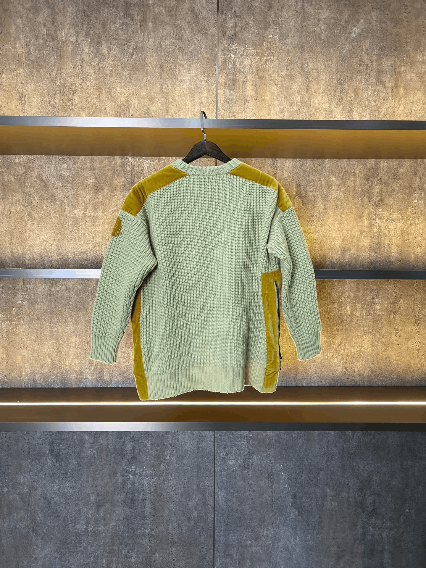 Moncler Moncler Patchwork Sweater S Women Size S / US 4 / IT 40 - 2 Thumbnail