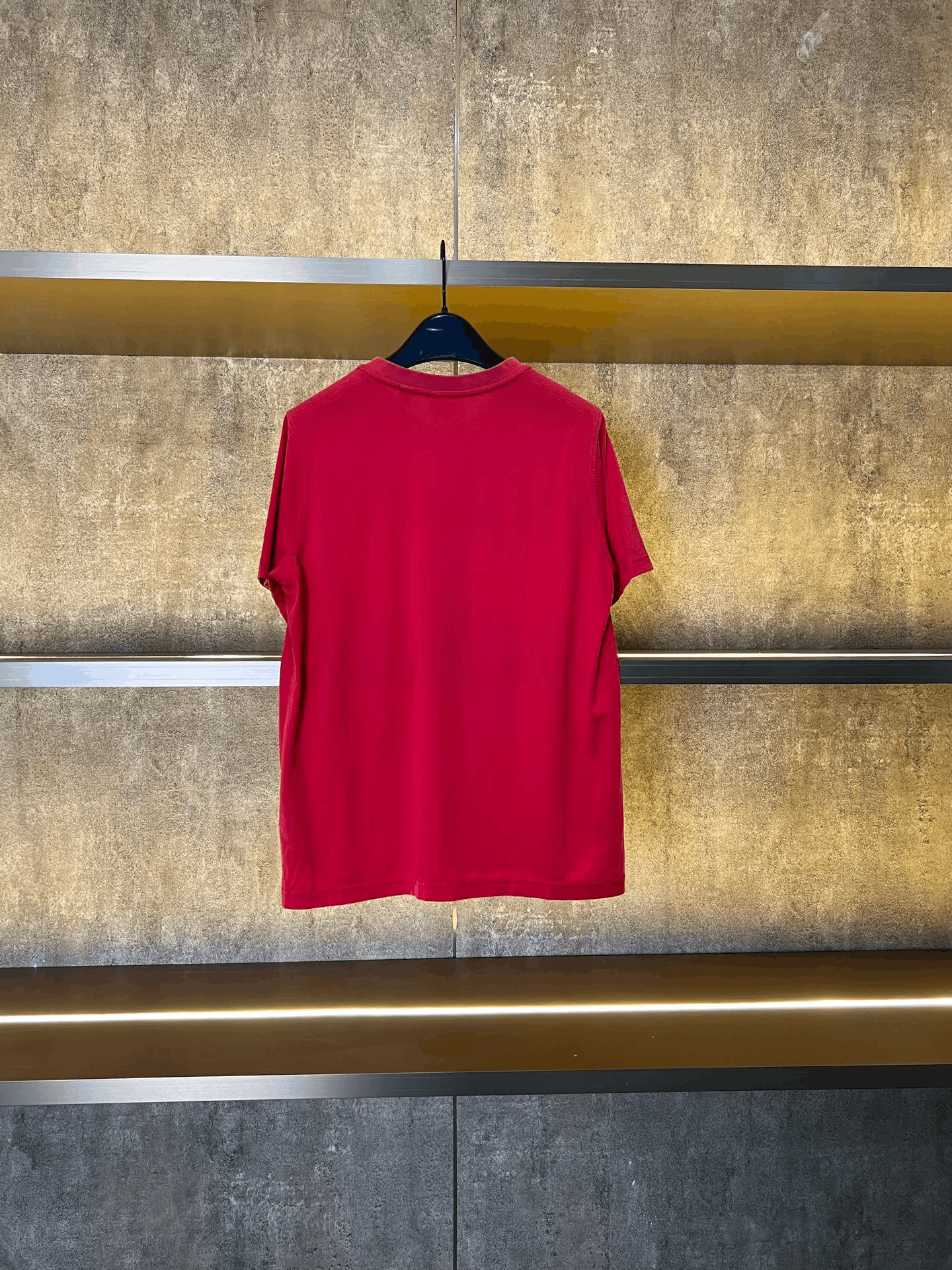 Burberry Burberry Red T-Shirt s Men Size US S / EU 44-46 / 1 - 2 Thumbnail