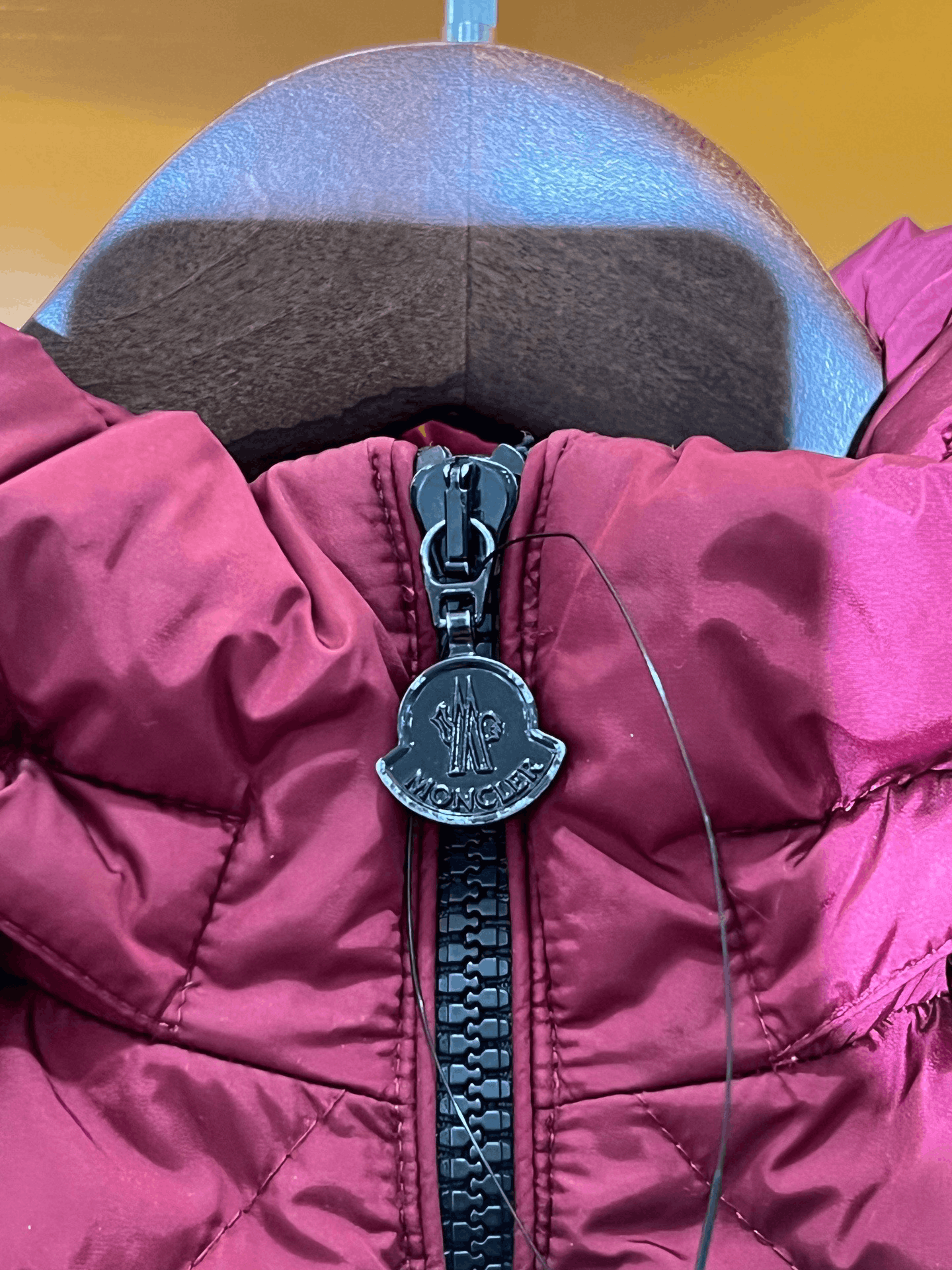 Moncler Moncler Down Red Down Jacket M Women Size M / US 6-8 / IT 42-44 - 4 Thumbnail