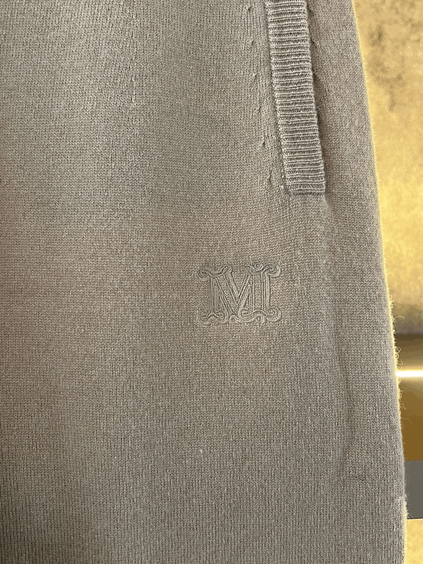 Max Mara Max Mara Pants 26 Women Size 26" / US 2 / IT 38 - 2 Thumbnail