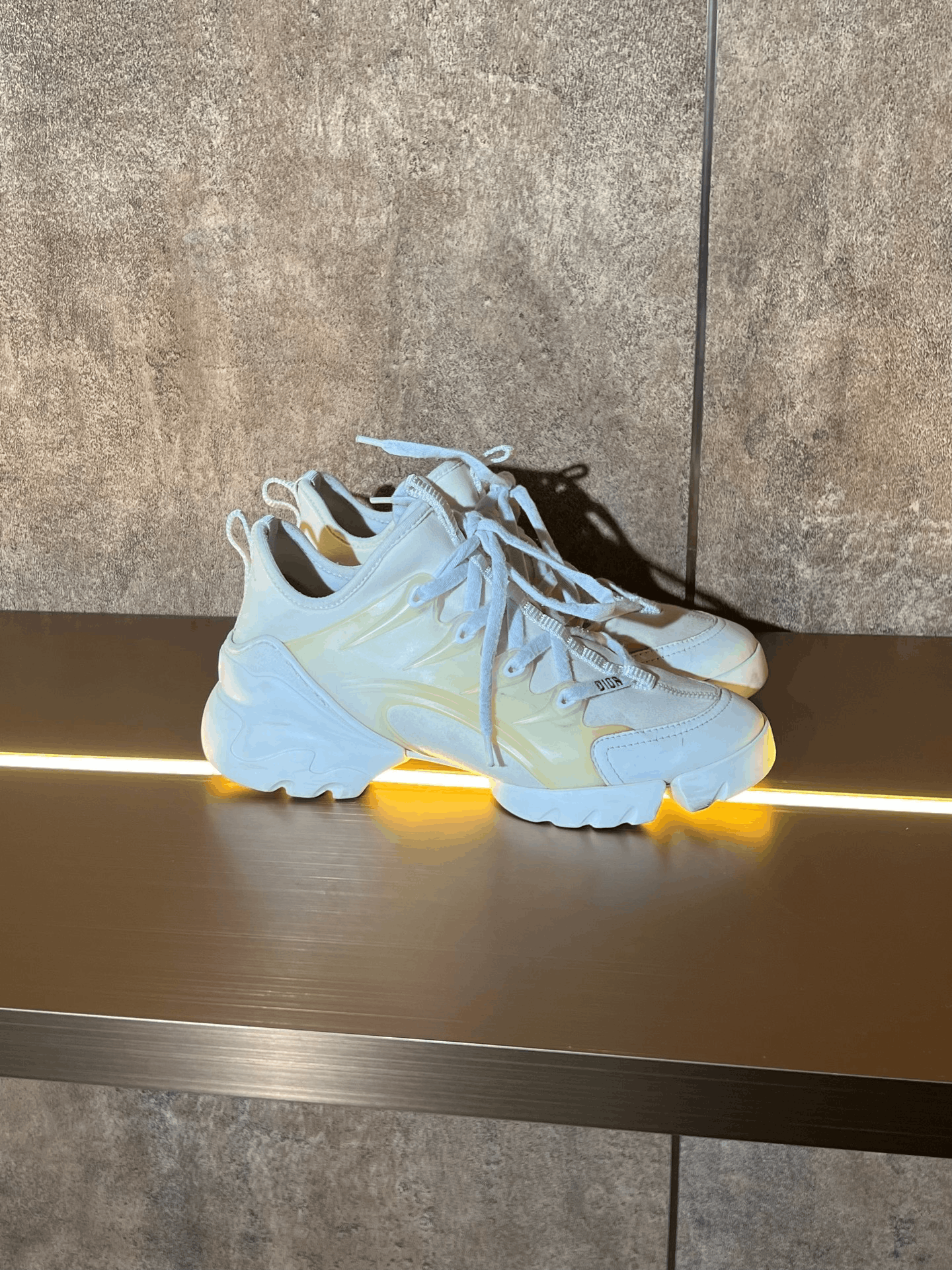 Dior Dior White Lowtop Sneakers us_6 Women Size US 6 / IT 36 - 4 Thumbnail