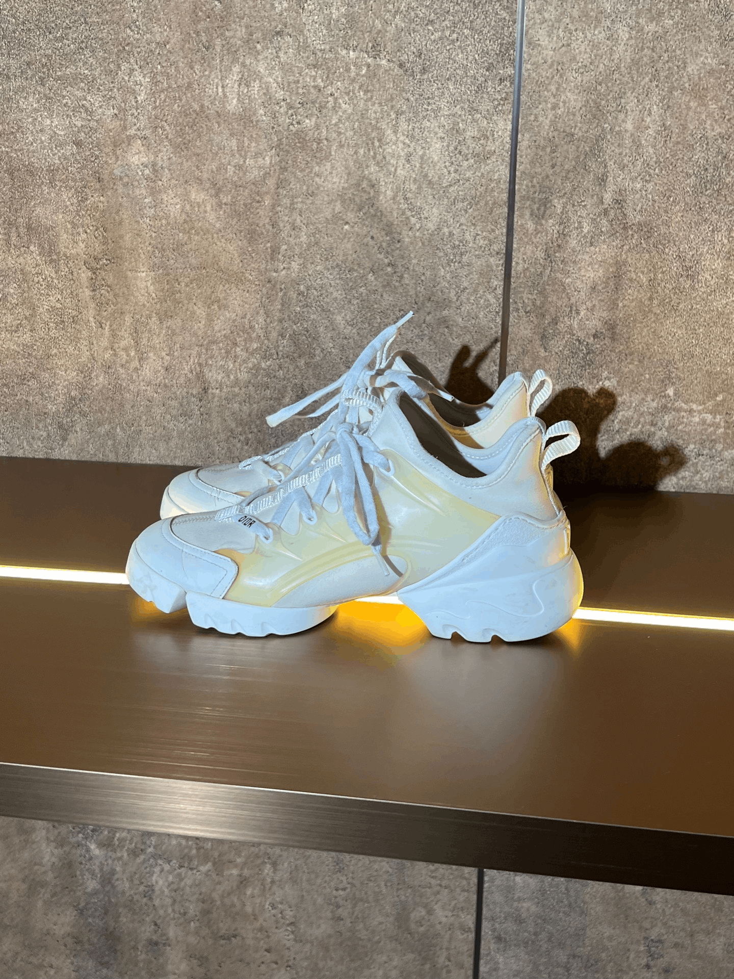 Dior Dior White Lowtop Sneakers us_6 Women Size US 6 / IT 36 - 5 Thumbnail