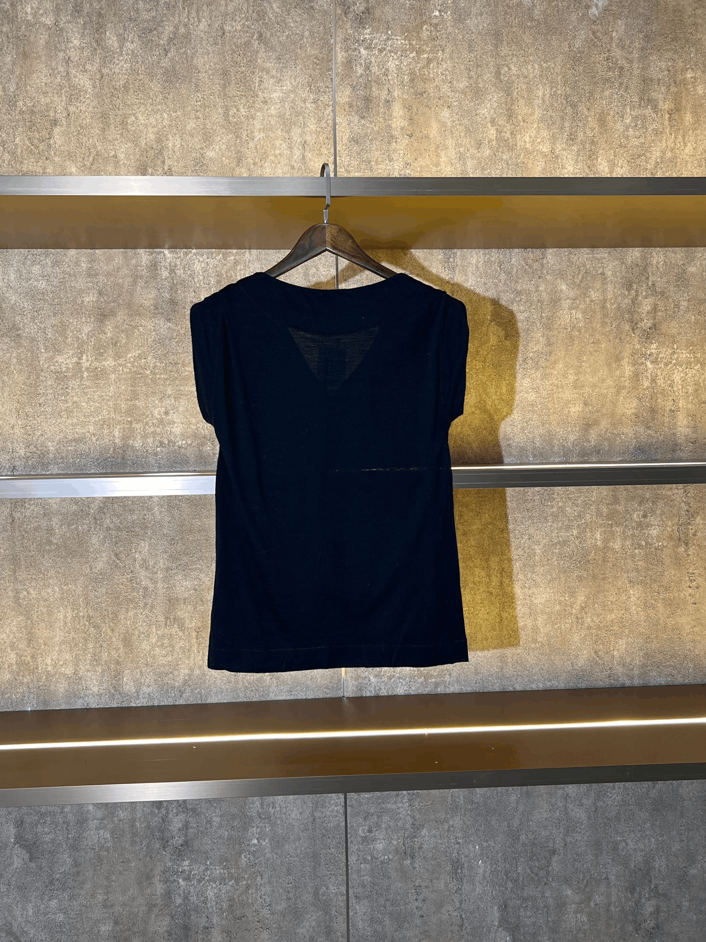 Louis Vuitton Louis Vuitton Vest XS Women Size XS / US 0-2 / IT 36-38 - 2 Thumbnail