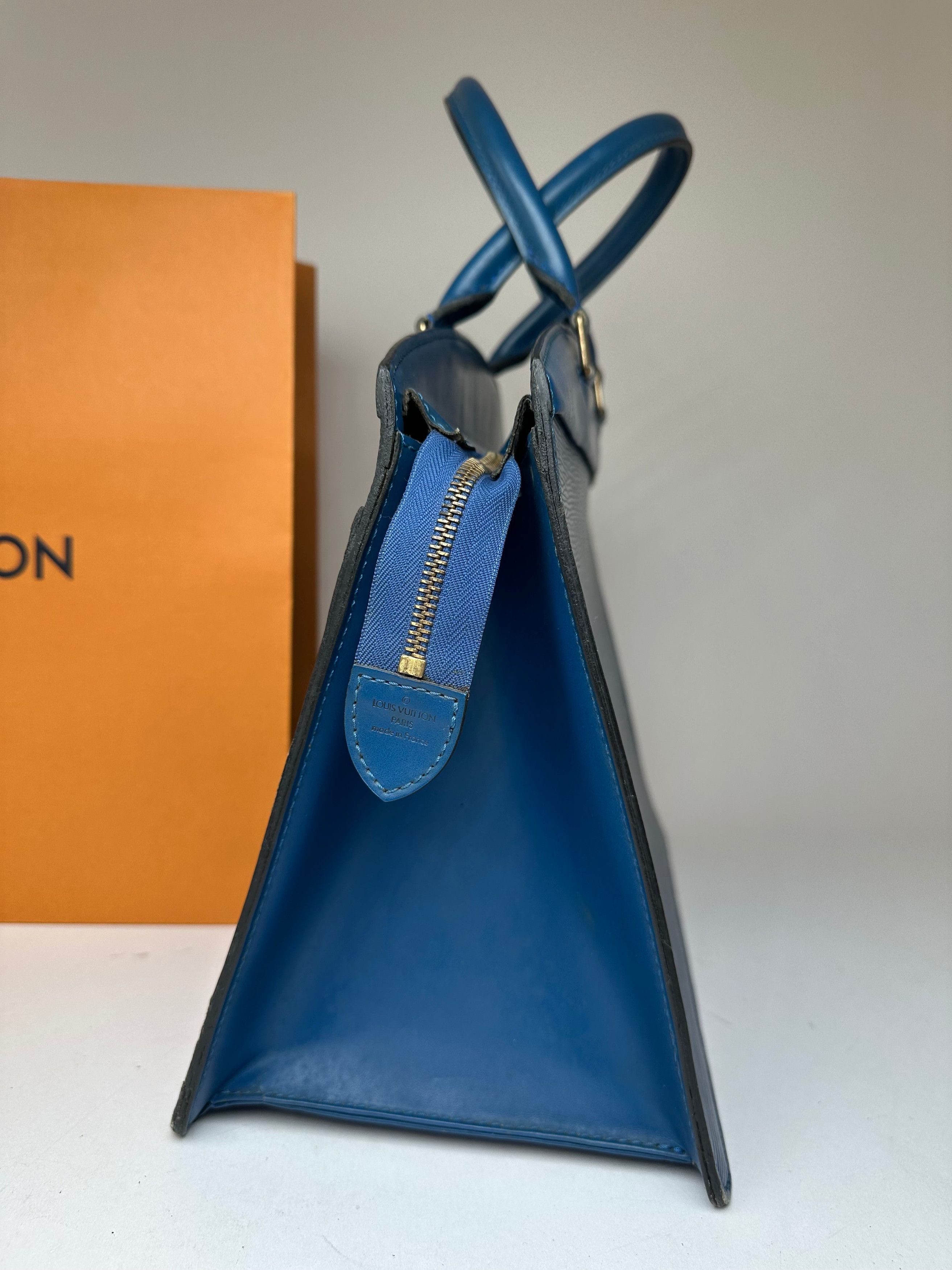 Other Vintage Louis Vuitton EPI Leather Handbag Blue Size ONE SIZE - 7 Thumbnail