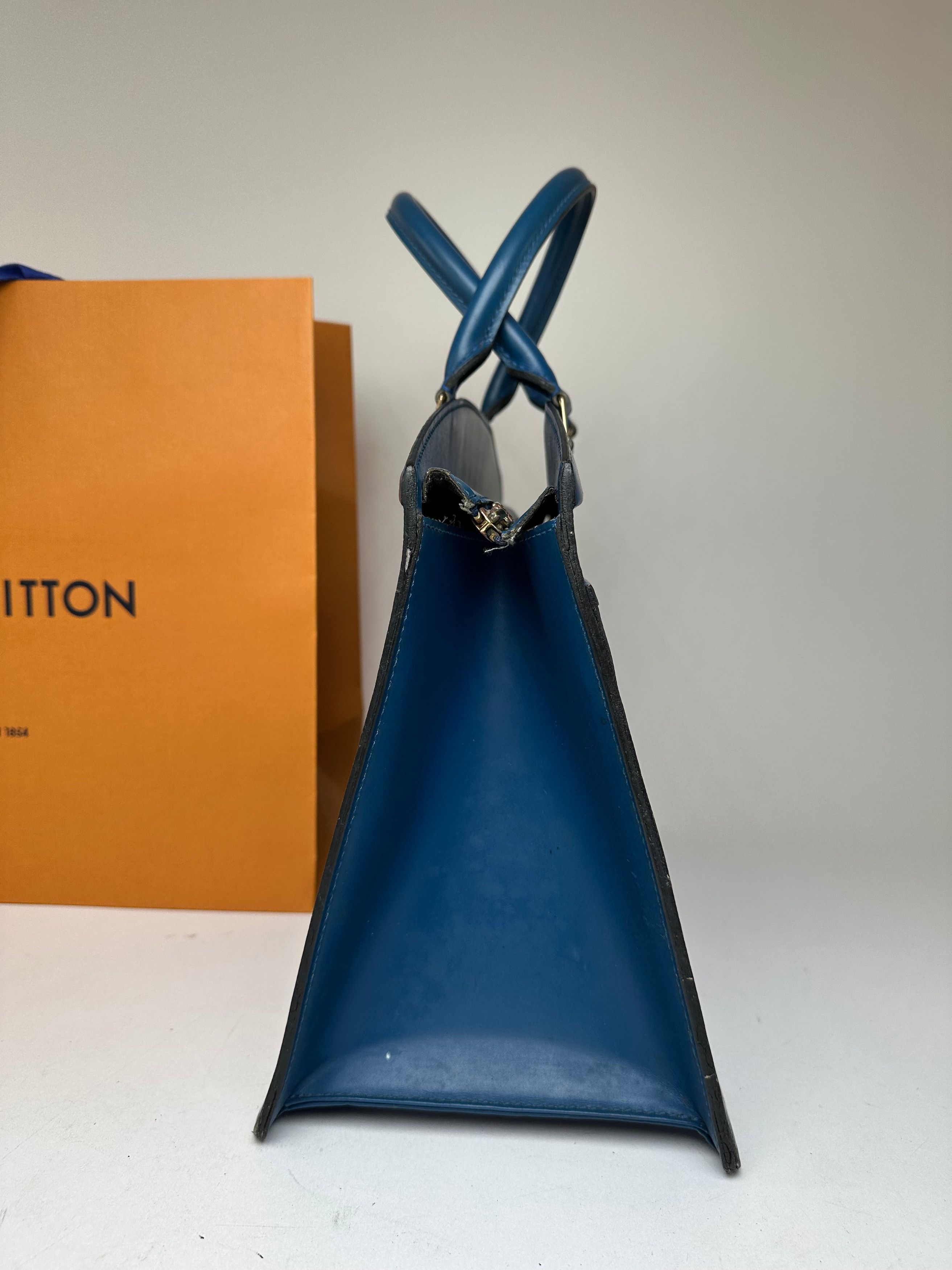 Other Vintage Louis Vuitton EPI Leather Handbag Blue Size ONE SIZE - 5 Thumbnail