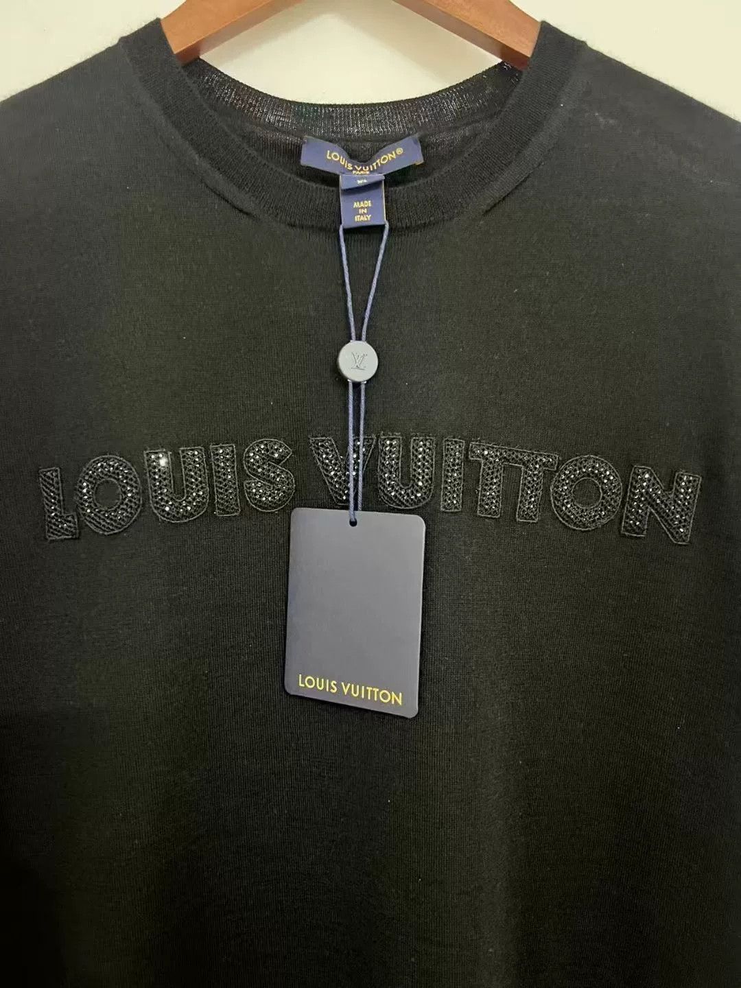 Louis Vuitton Louis Vuitton Retro Embroidered Black T-Shirt XL Women Size XL / US 12-14 / IT 48-50 - 2 Thumbnail