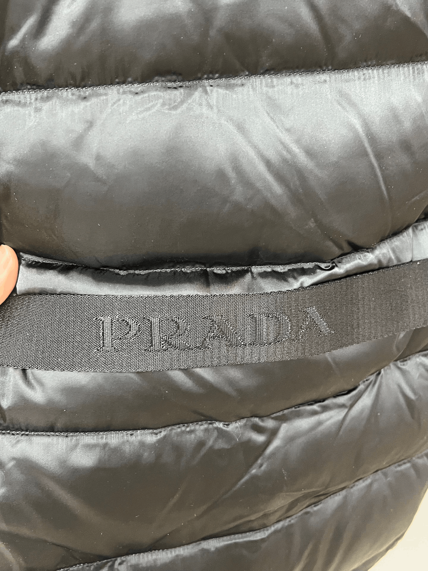 Prada Prada Down Black Down Jacket M Women Size M / US 6-8 / IT 42-44 - 4 Thumbnail