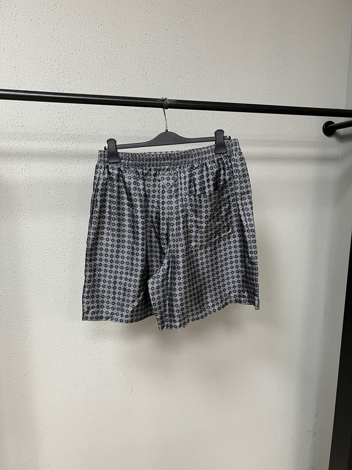 Prada Prada Pants 30 Women Size 30" / US 8 / IT 44 - 2 Thumbnail
