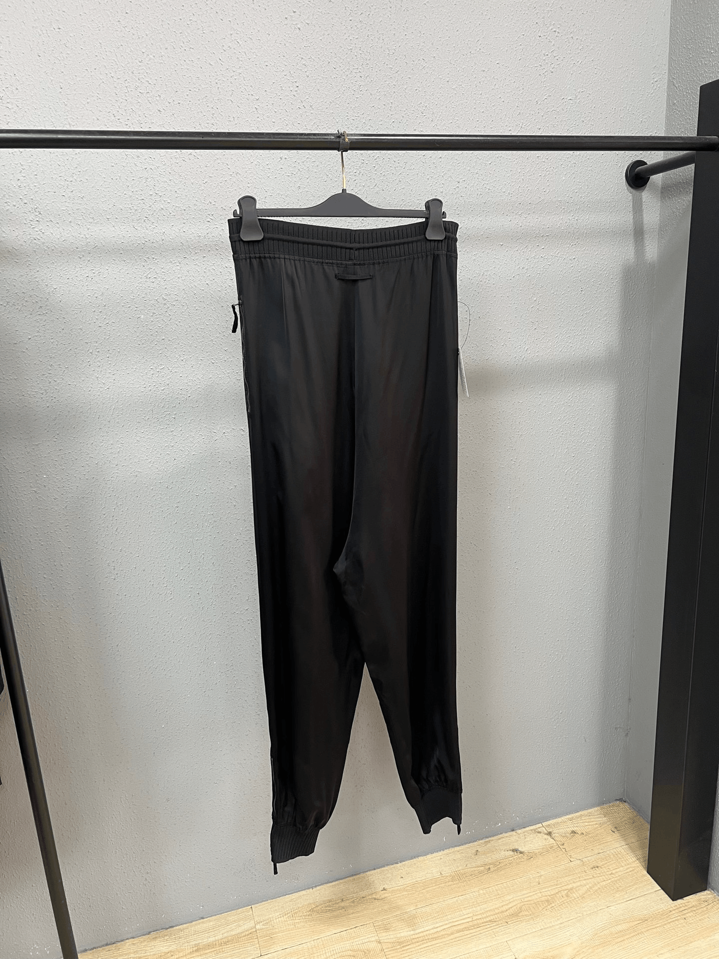 Jean Paul Gaultier Jean Paul Gaultier Casual Pants 26 Women Size 26" / US 2 / IT 38 - 2 Thumbnail