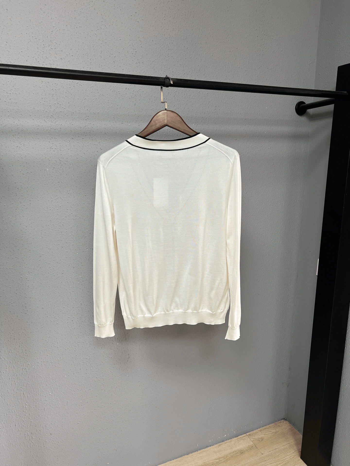 Prada Prada Silk Sweater M Women Size M / US 6-8 / IT 42-44 - 2 Thumbnail
