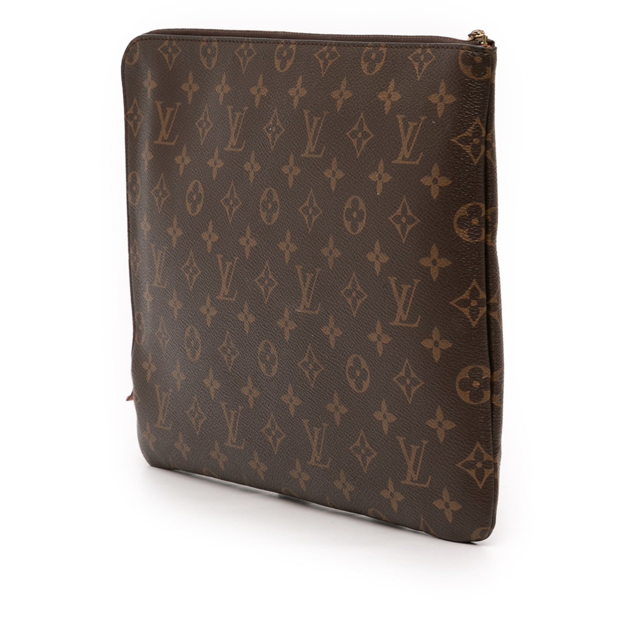 Louis Vuitton Monogram Etui Voyage MM Size ONE SIZE - 2 Thumbnail