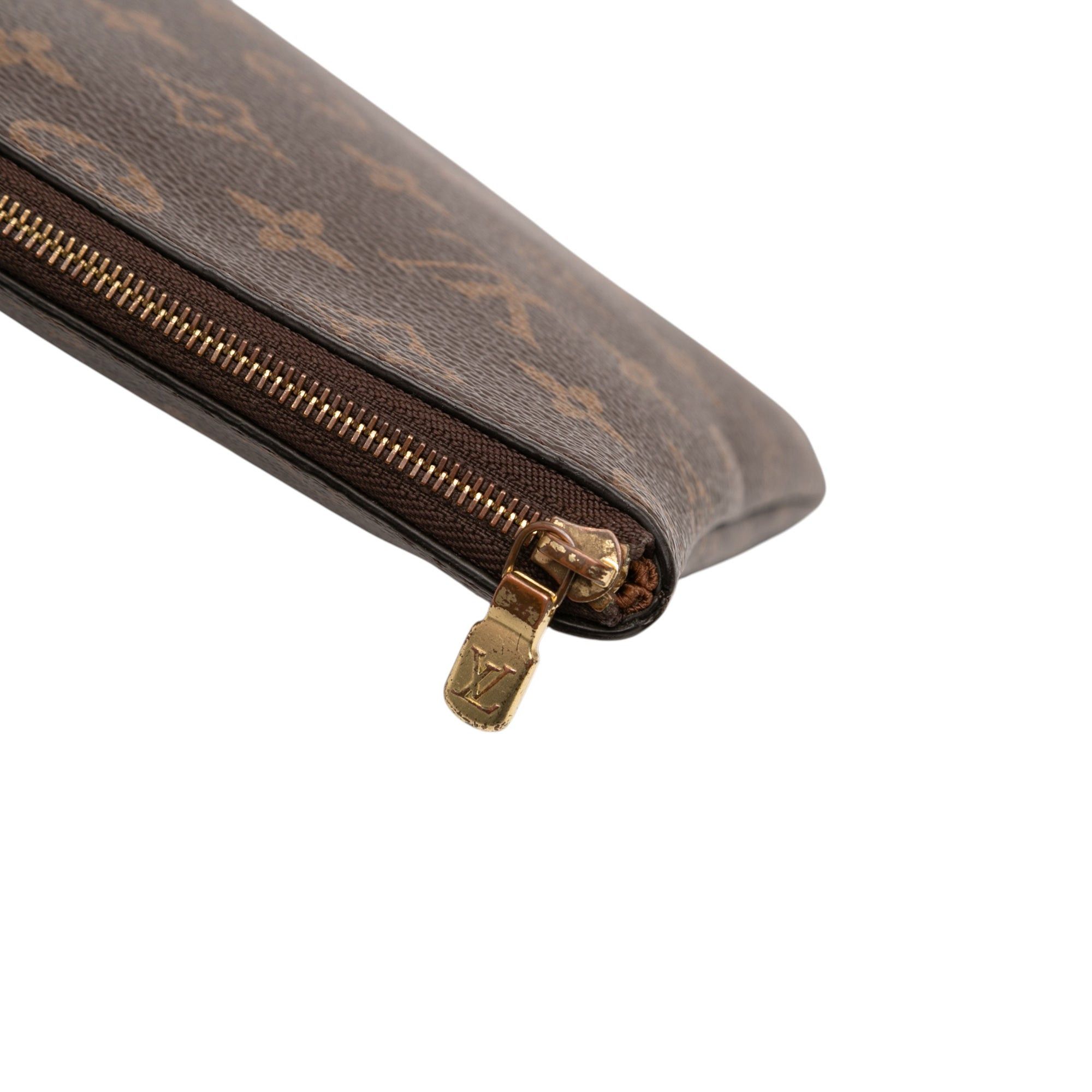 Louis Vuitton Monogram Etui Voyage MM Size ONE SIZE - 7 Thumbnail