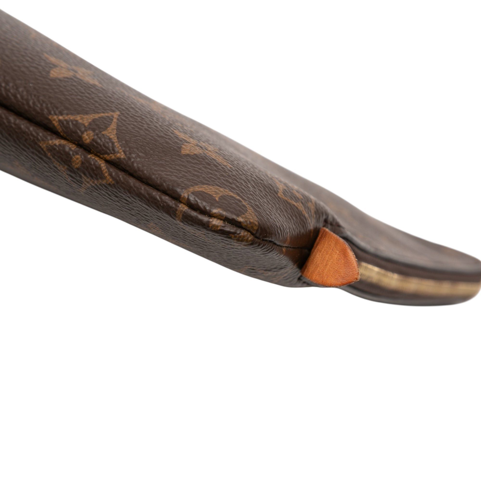 Louis Vuitton Monogram Etui Voyage MM Size ONE SIZE - 8 Thumbnail