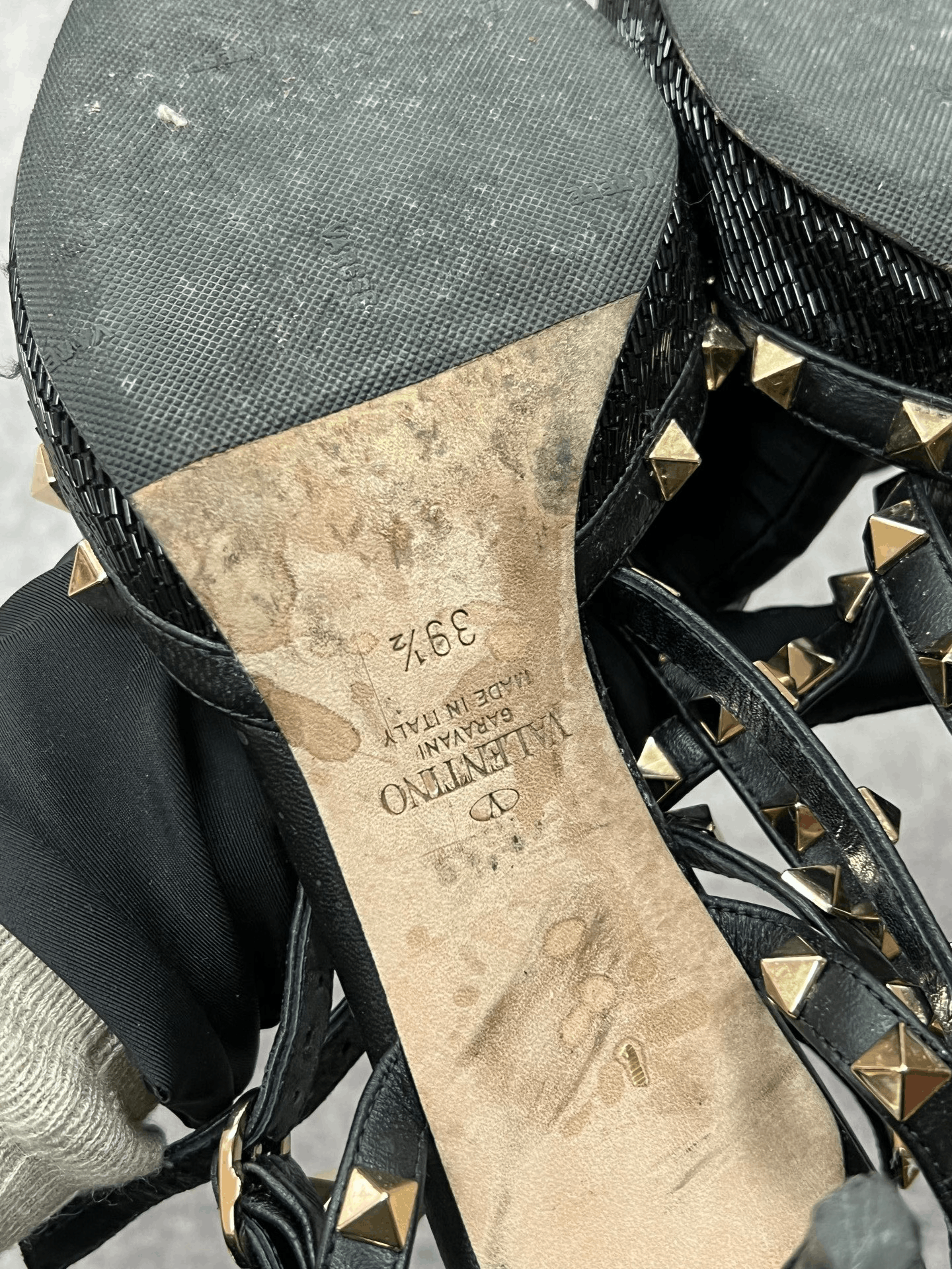 Valentino Valentino Lowtop Sneakers us_8-5 Women Size US 8.5 / IT 38.5 - 7 Thumbnail
