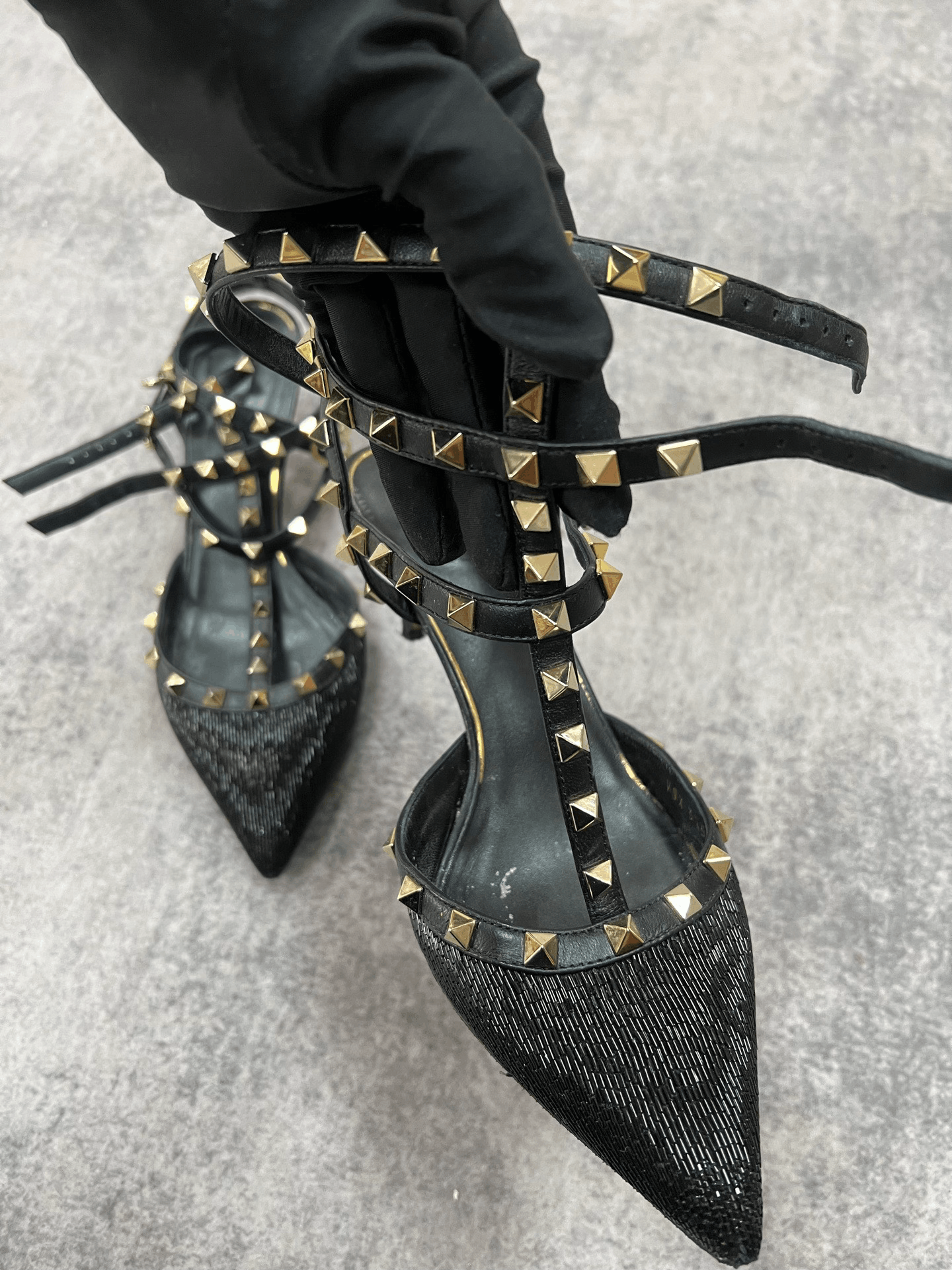 Valentino Valentino Lowtop Sneakers us_8-5 Women Size US 8.5 / IT 38.5 - 3 Thumbnail