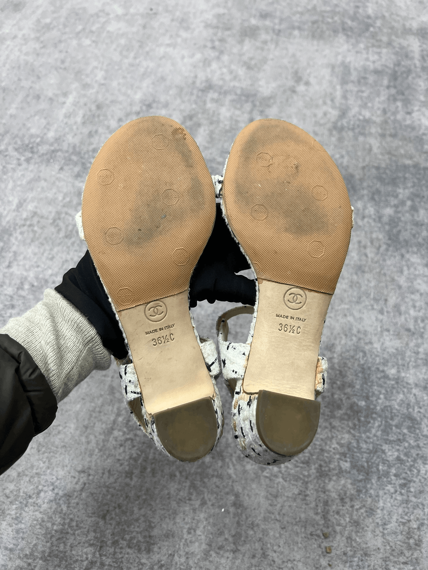 Chanel Chanel Sandals us_6 Women Size US 6 / IT 36 - 7 Thumbnail