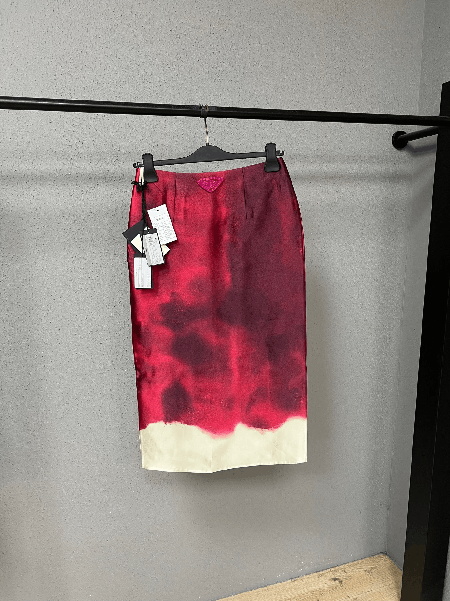 Prada Prada Skirt 28 Women Size 28" / US 6 / IT 42 - 2 Thumbnail