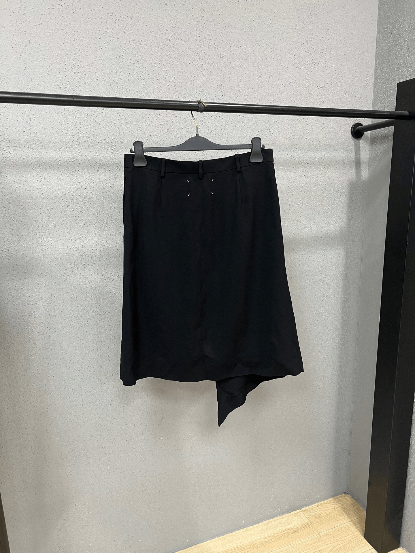 Maison Margiela Maison Margiela Shorts 32 Men Size US 32 / EU 48 - 2 Thumbnail