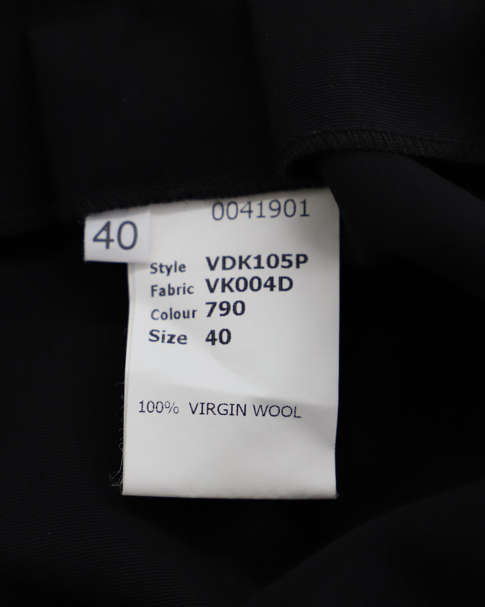 Viktor & Rolf Viktor & Rolf Belted Pleated Skirt in Black Wool Size 24" / US 00 / IT 34 - 5 Thumbnail