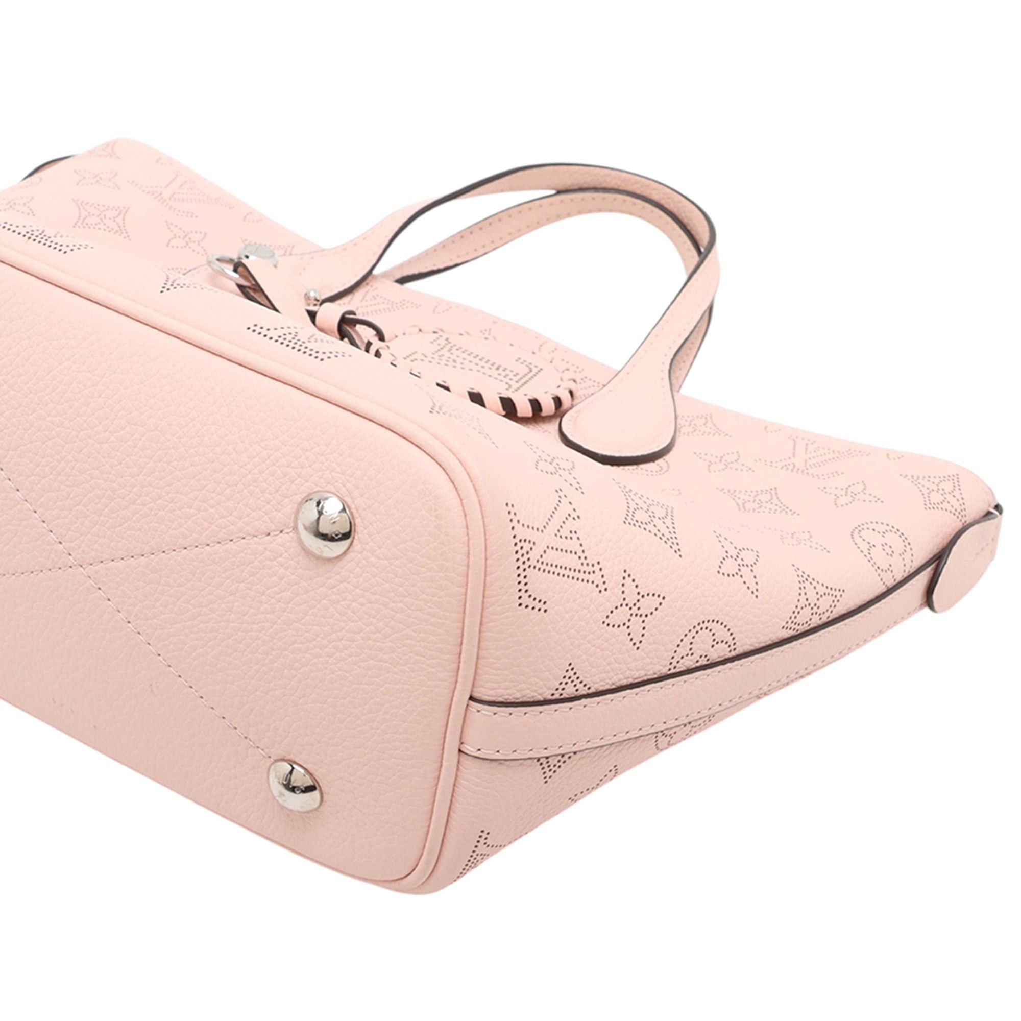 Louis Vuitton Monogram Mahina Blossom PM Size ONE SIZE - 7 Thumbnail