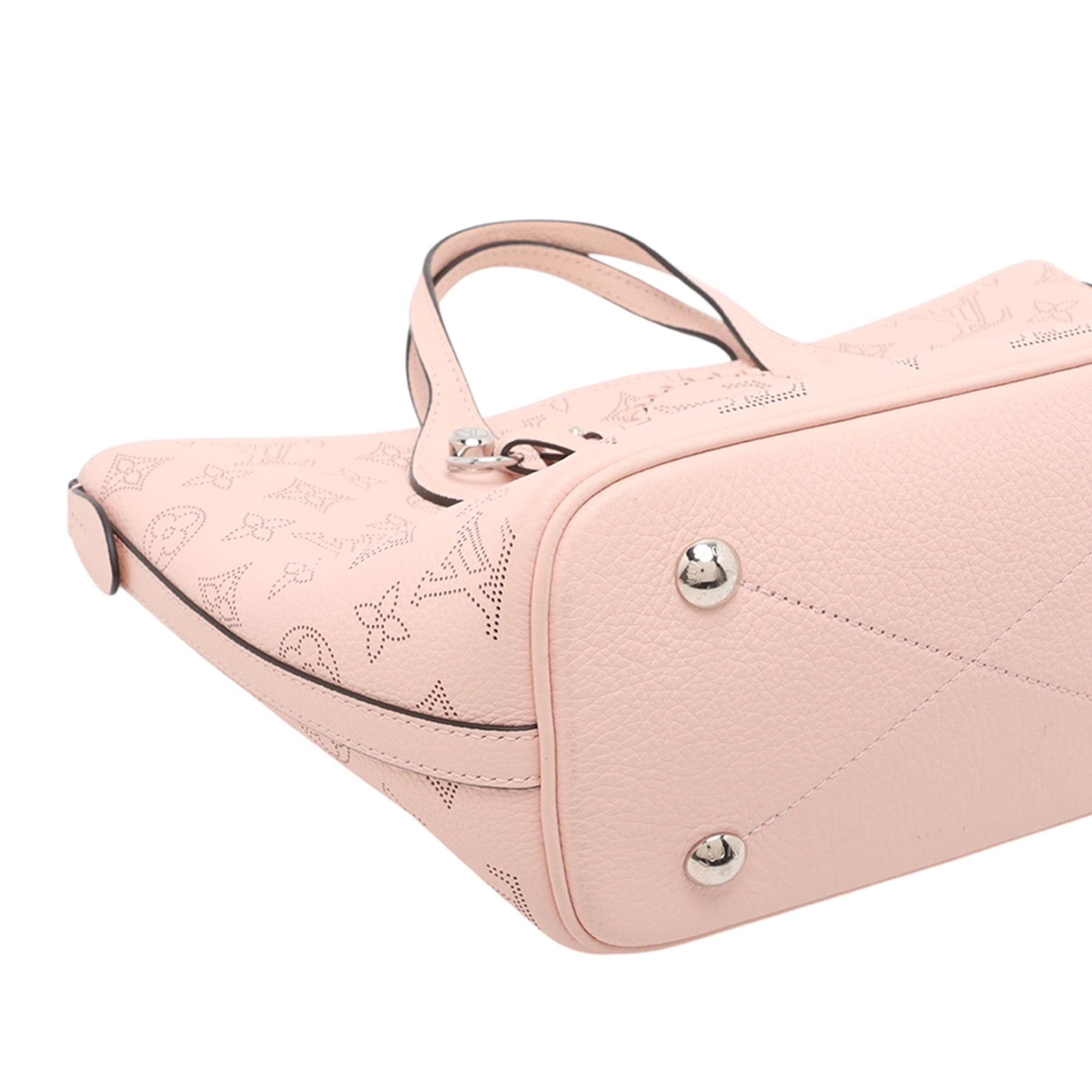 Louis Vuitton Monogram Mahina Blossom PM Size ONE SIZE - 6 Thumbnail
