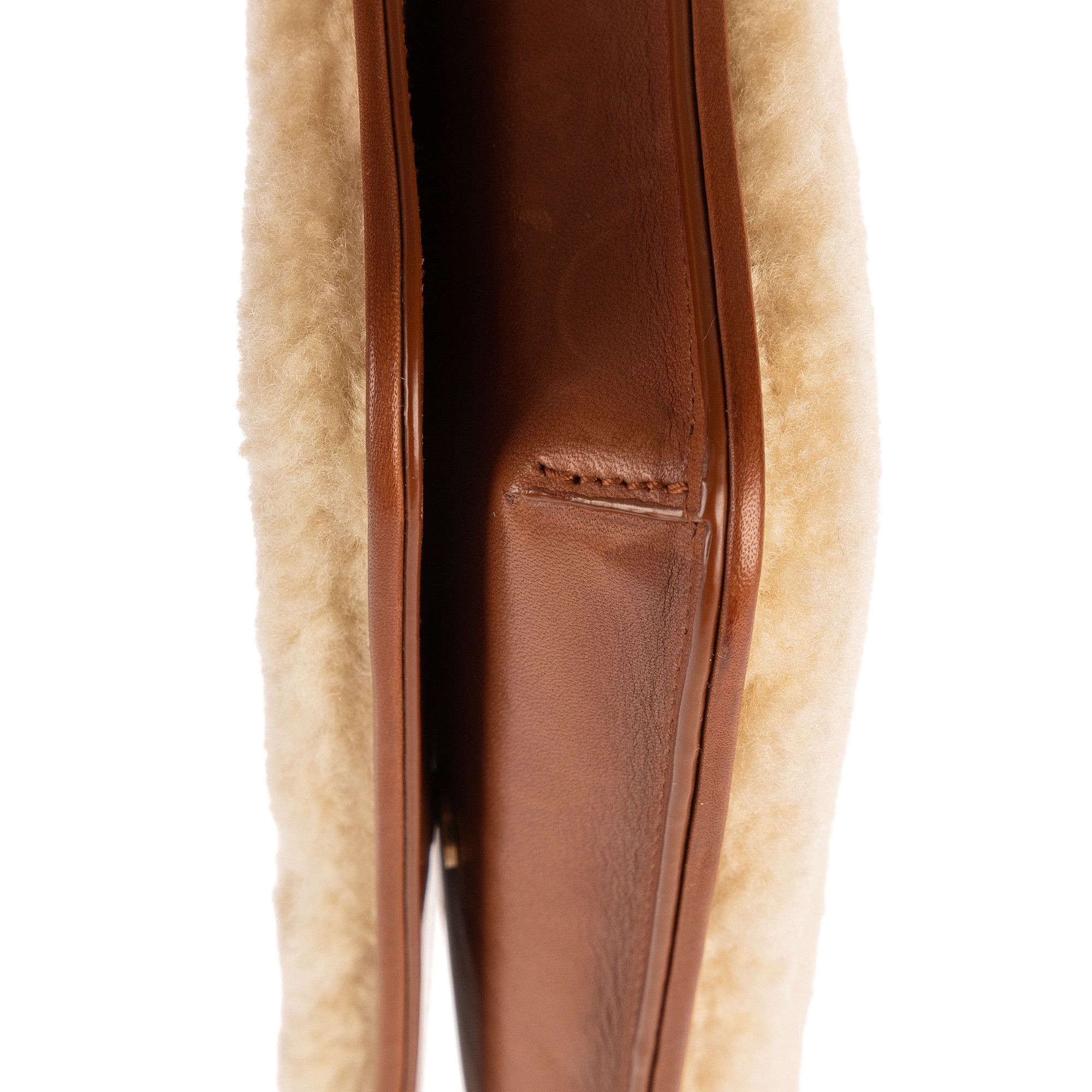 Yves Saint Laurent Loulou Shearling Pochette Mini Size ONE SIZE - 8 Thumbnail
