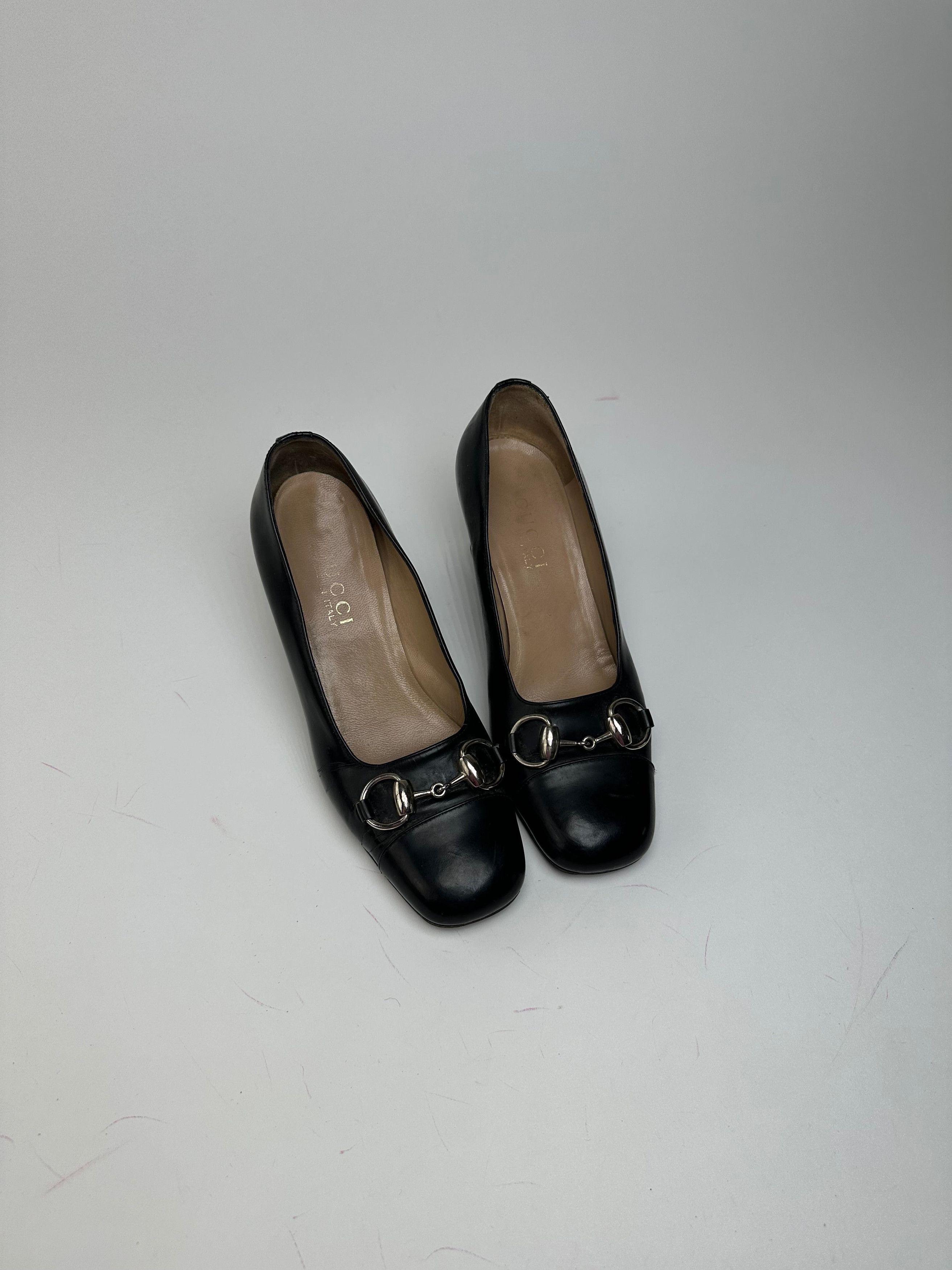 Gucci Vintage Patent Leather Horsebit Pumps EU35,5 Size US 4 / IT 34 - 2 Thumbnail