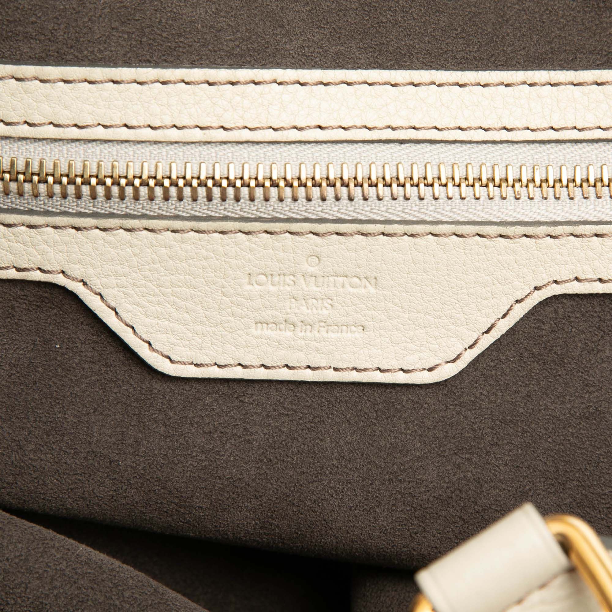 Louis Vuitton Monogram Mahina XL Size ONE SIZE - 5 Thumbnail
