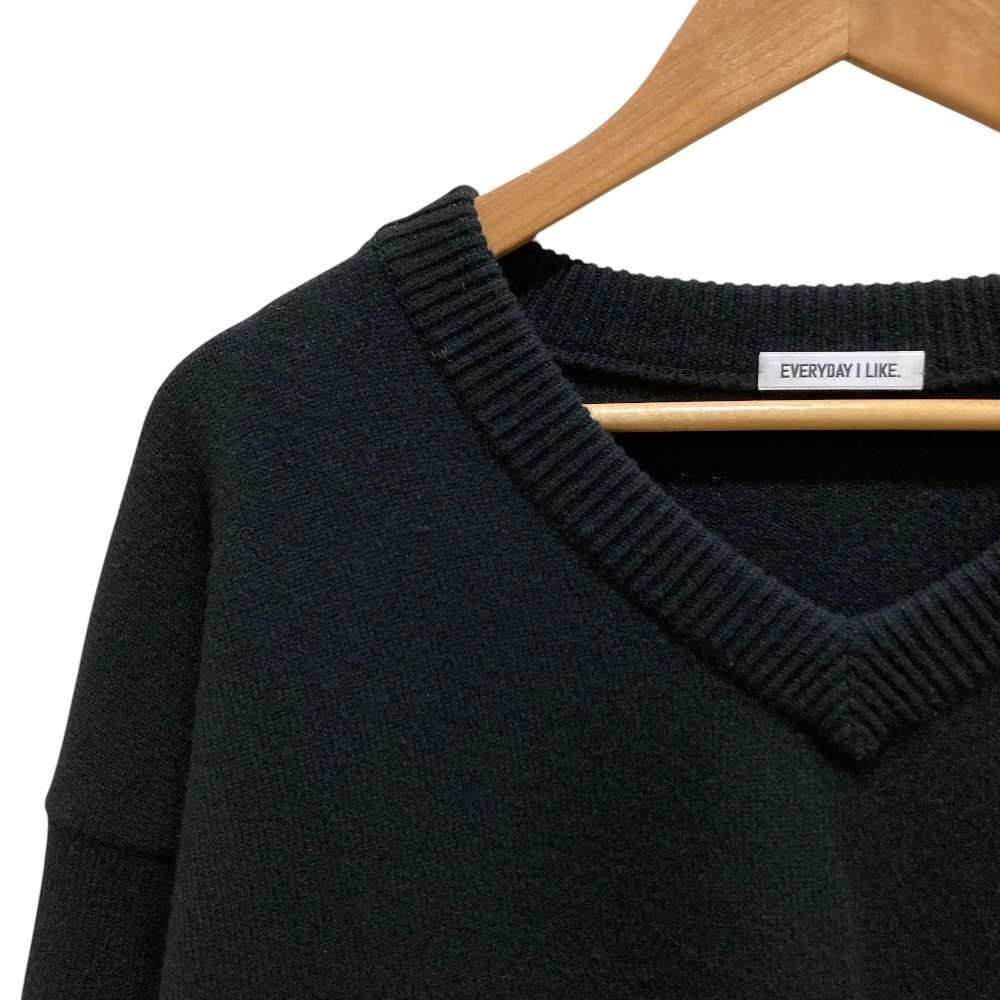 Other Other EVERYDAY I LIKE. V neck pullover knit Textile Tops DUTY FREE for USA Size ONE SIZE - 2 Thumbnail