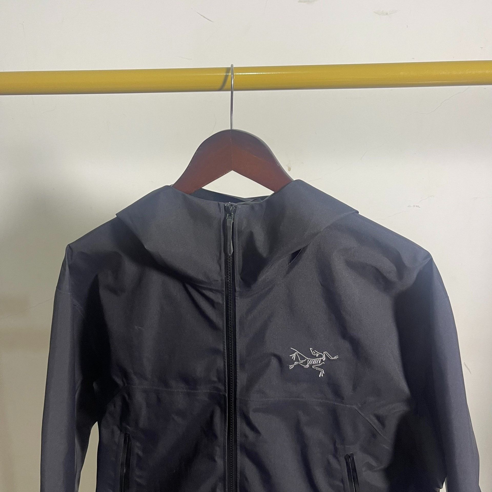 Arc'teryx Arcteryx Beta Jacket Men's Waterproof Hardshell Size US M / EU 48-50 / 2 - 2 Thumbnail