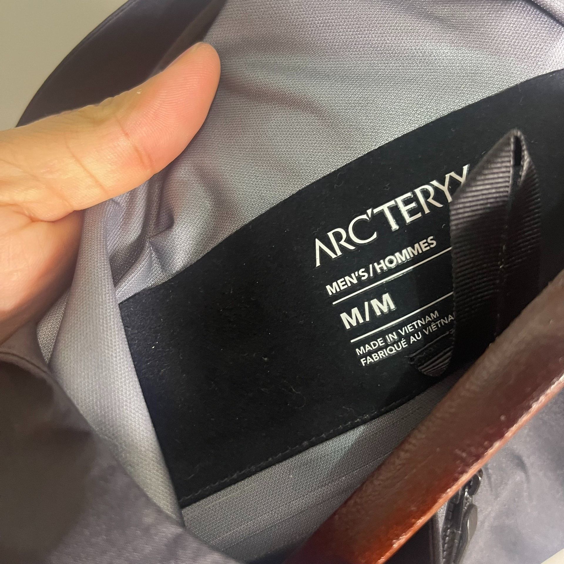 Arc'teryx Arcteryx Beta Jacket Men's Waterproof Hardshell Size US M / EU 48-50 / 2 - 3 Thumbnail