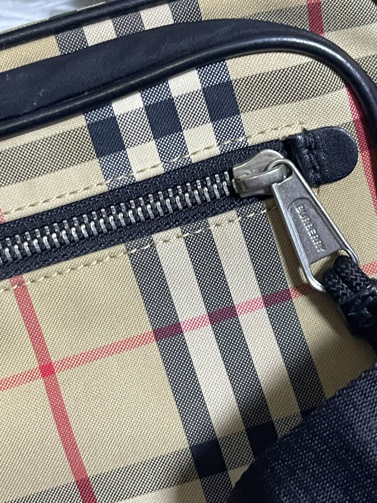 Burberry Burberry Vintage Check Calf Leather Camera Bag Size ONE SIZE - 8 Thumbnail