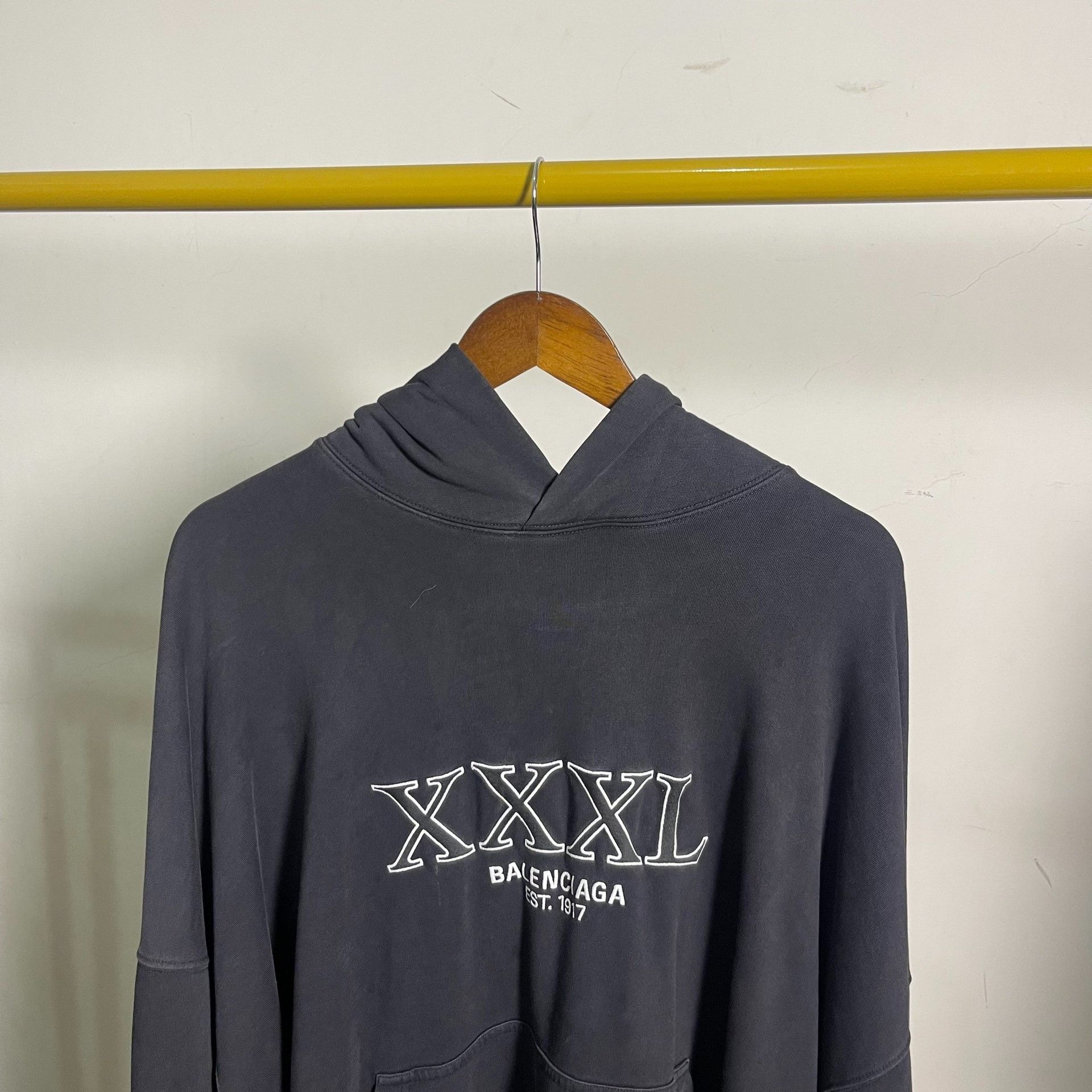 Balenciaga Balenciaga Washed Black Embroidered Hoodie 3XL Size US M / EU 48-50 / 2 - 2 Thumbnail