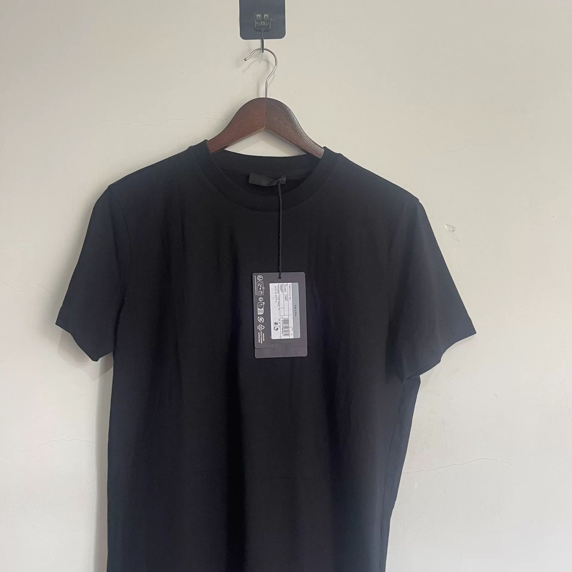 Prada New Prada Black Short Sleeve Tee Size US L / EU 52-54 / 3 - 4 Thumbnail