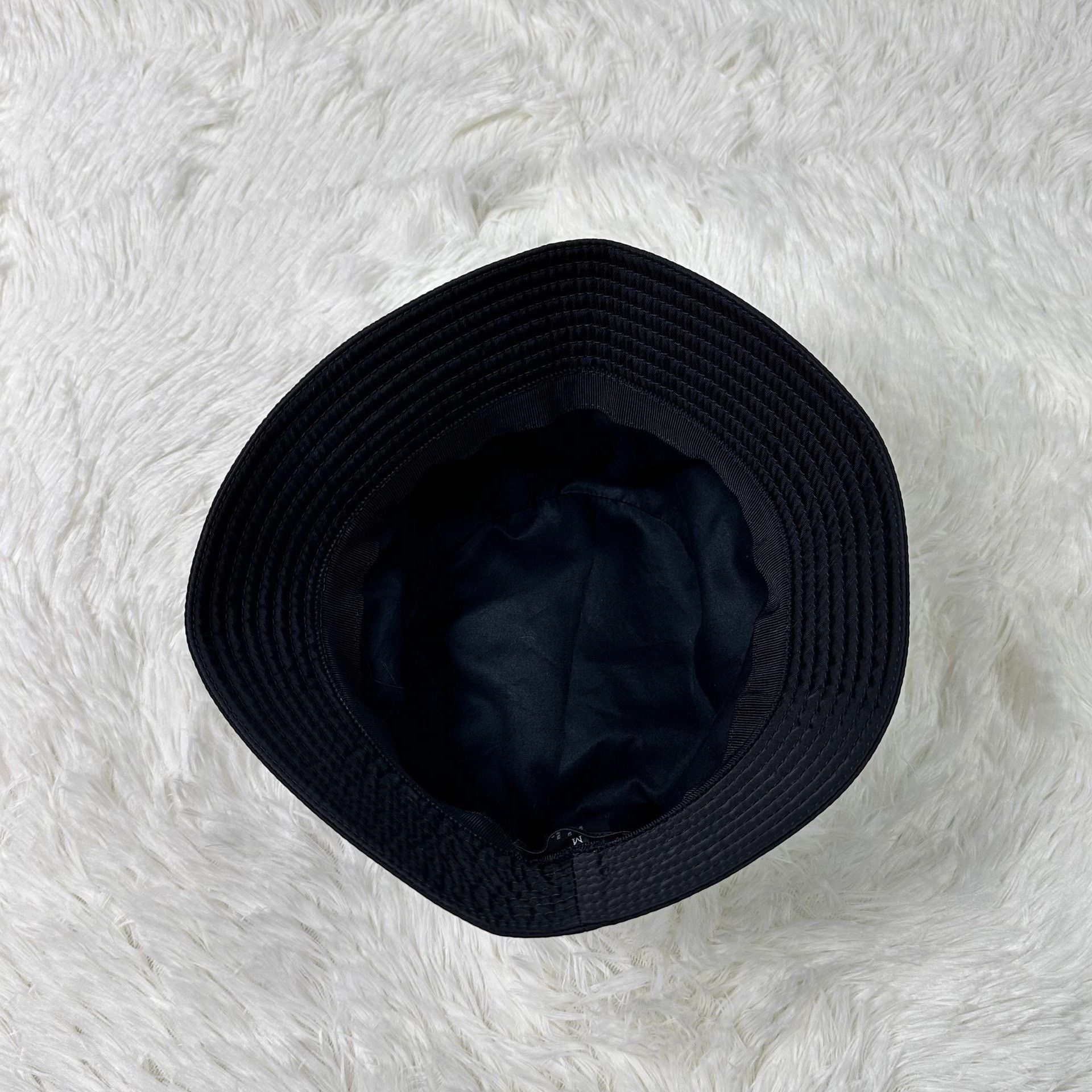 Prada Prada Black Nylon Bucket Hat Triangle Logo Size ONE SIZE - 5 Thumbnail