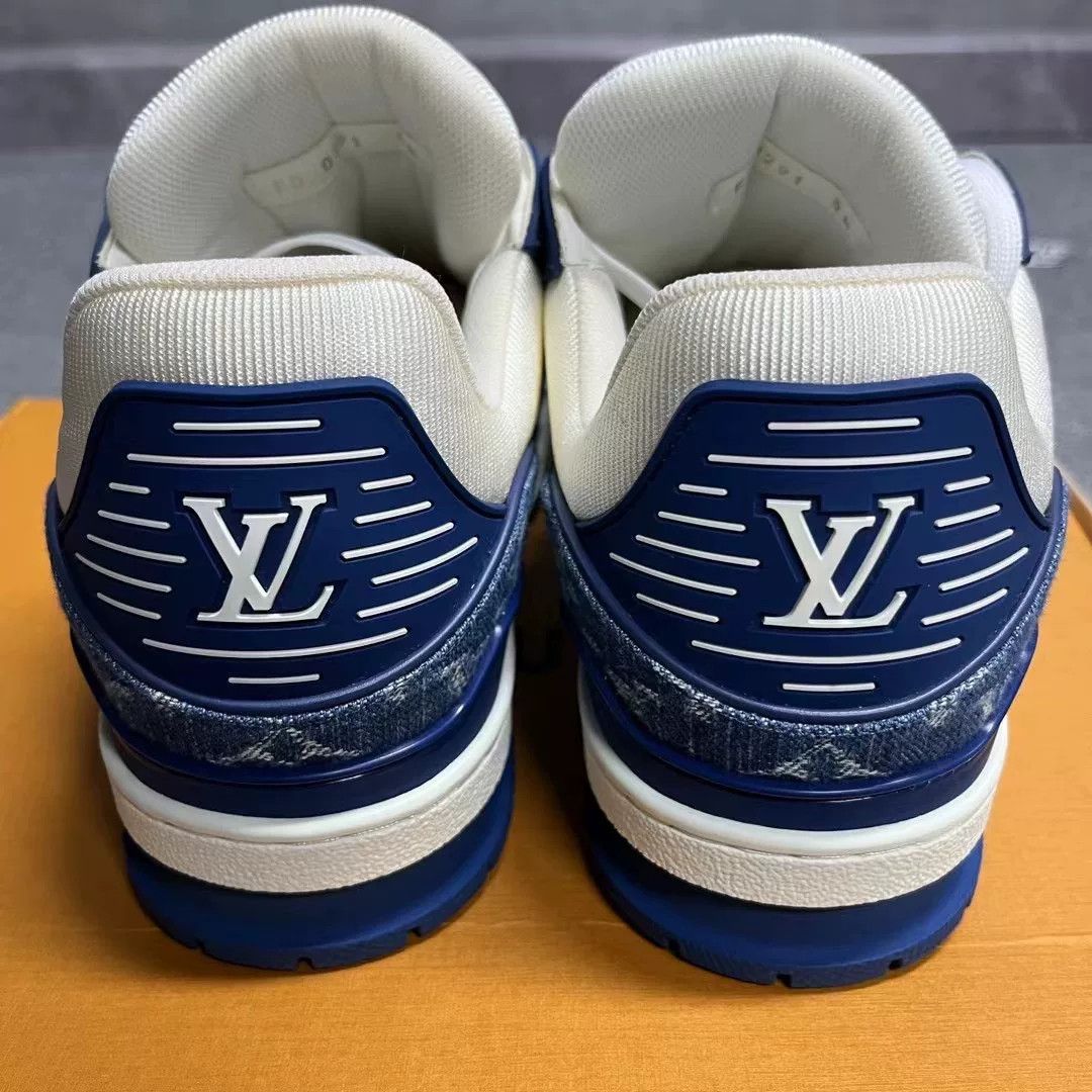 Louis Vuitton Louis Vuitton Blue White Low-Top Sneakers Size US 6 / EU 39 - 3 Thumbnail