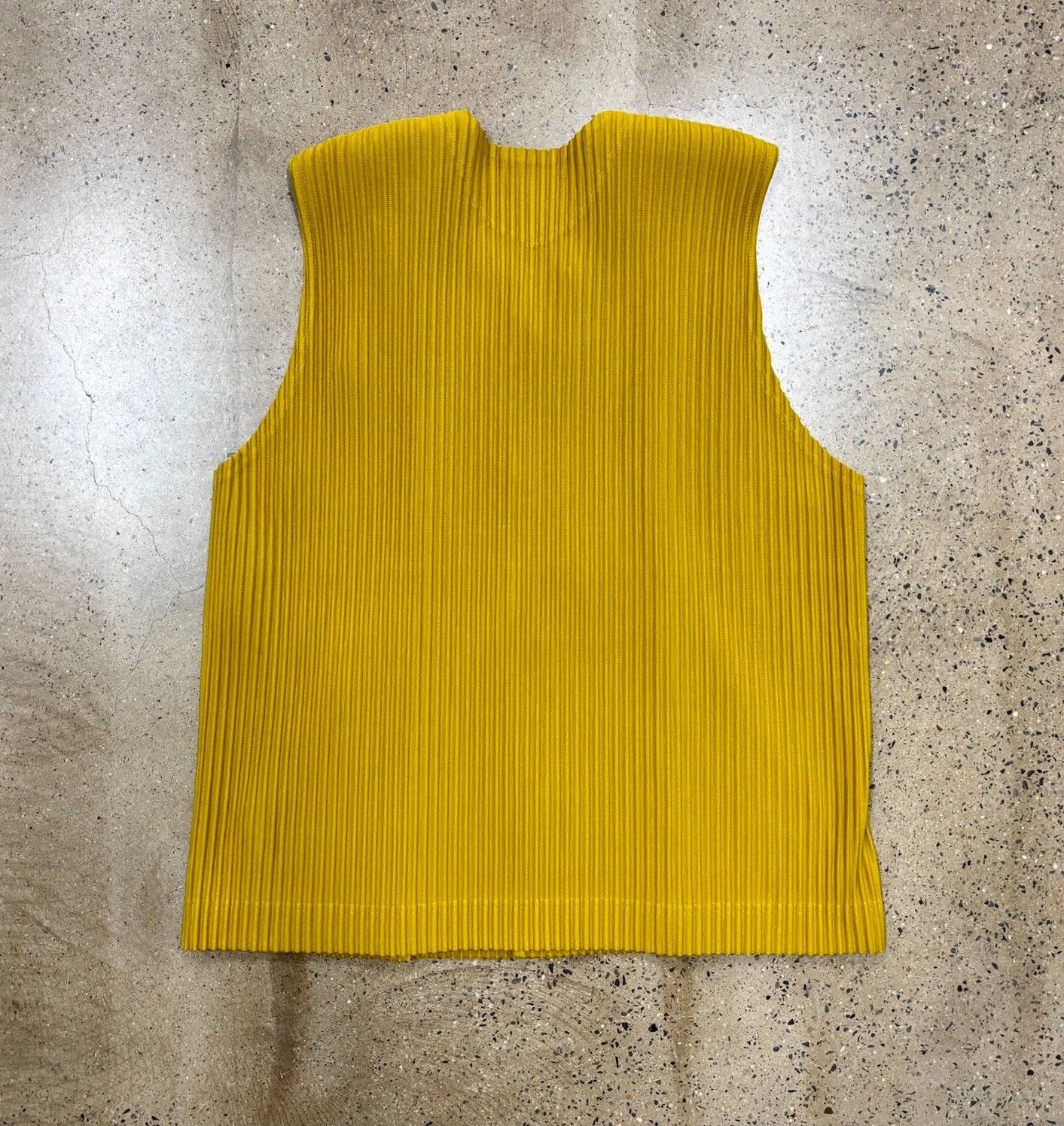 Issey Miyake Issey Miyake Pleats Button Vest Size US L / EU 52-54 / 3 - 3 Thumbnail