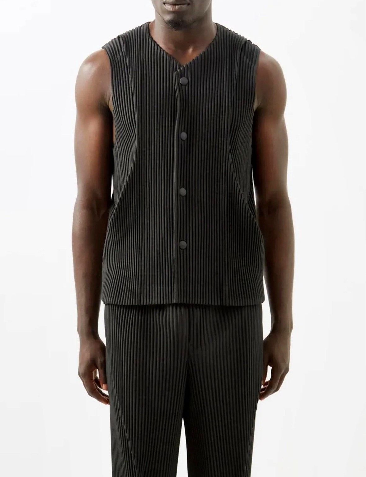 Pleats Please Issey Miyake Issey Miyake Pleated Button Vest Size US L / EU 52-54 / 3 - 2 Thumbnail