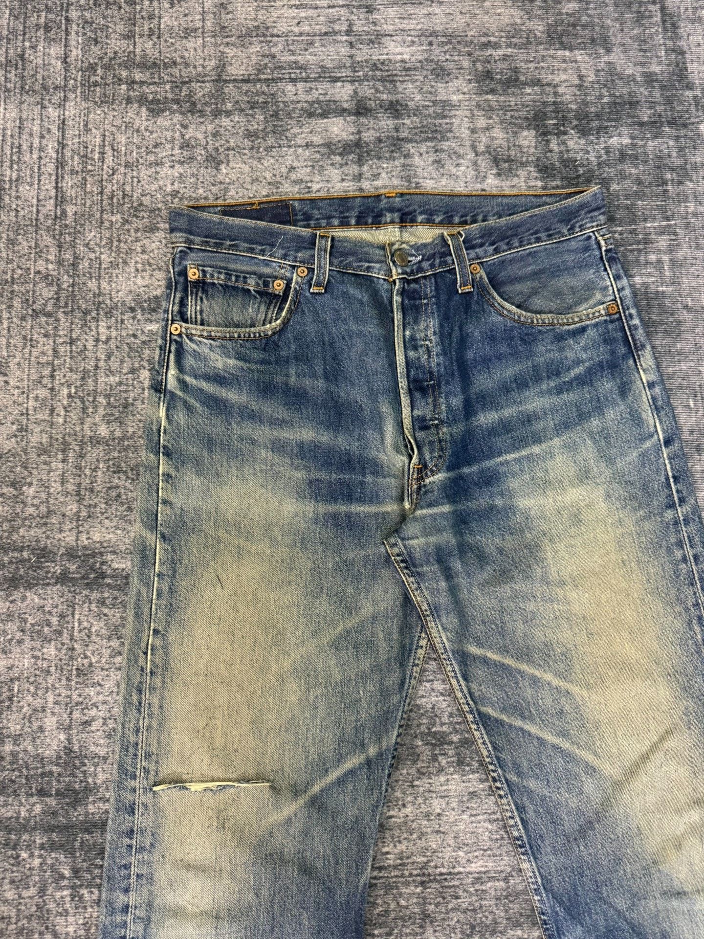 Levi's Vintage Levi's 501 90s Washed Blue Jeans Size US 34 / EU 50 - 3 Thumbnail