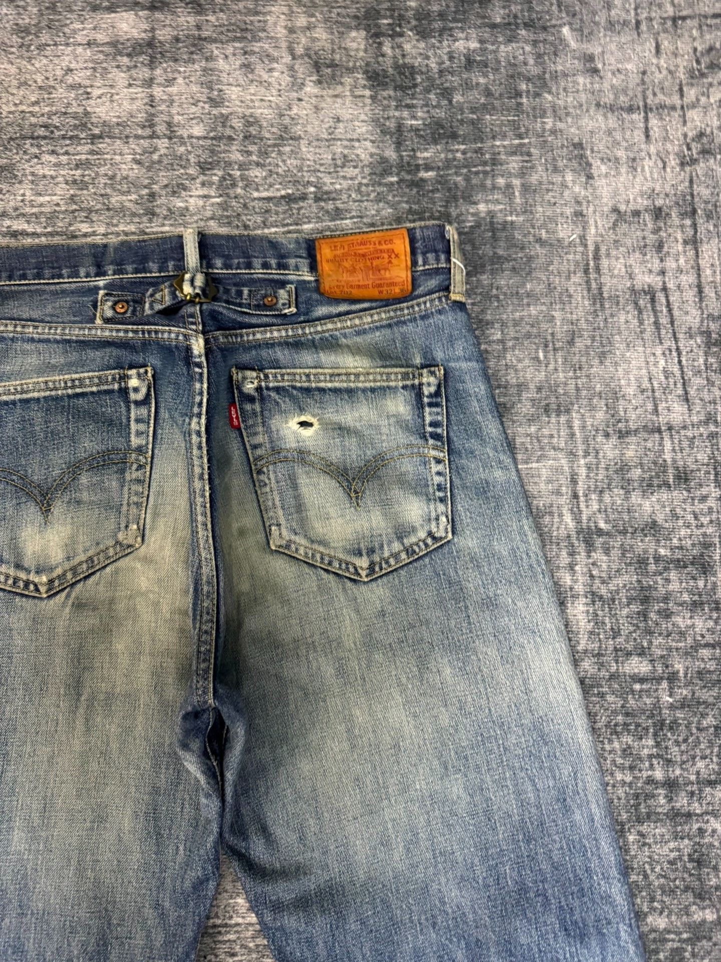Levi's Vintage Levis 702 LVC Jeans Size US 32 / EU 48 - 7 Thumbnail