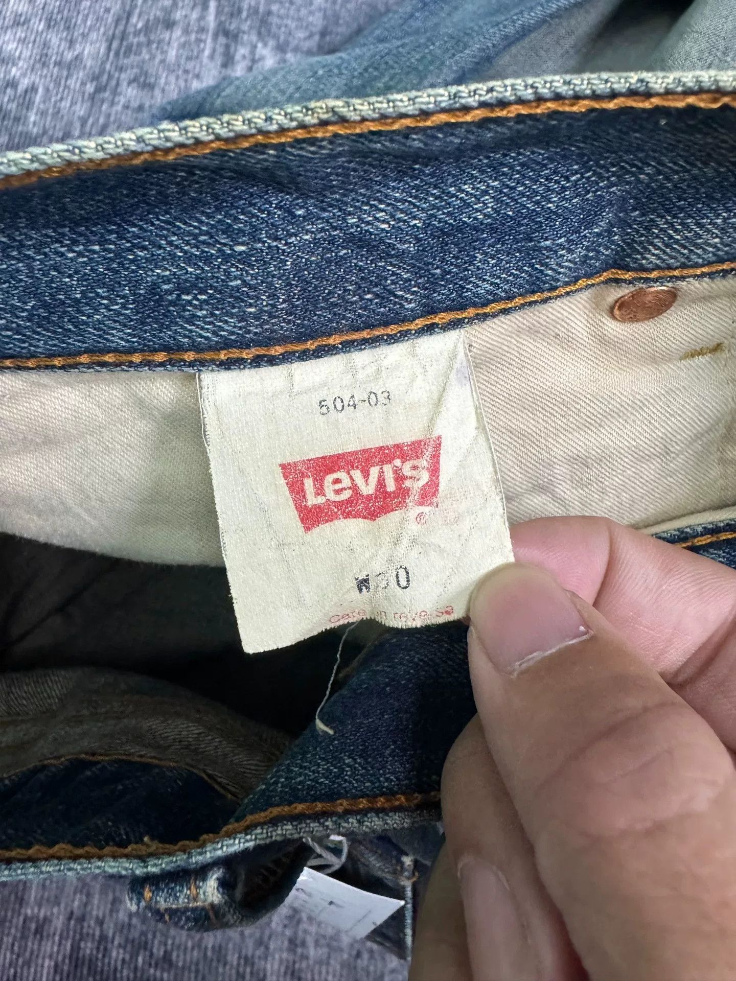 Levi's Vintage Levi's 504 Japanese Washed Blue Jeans Size US 32 / EU 48 - 4 Thumbnail